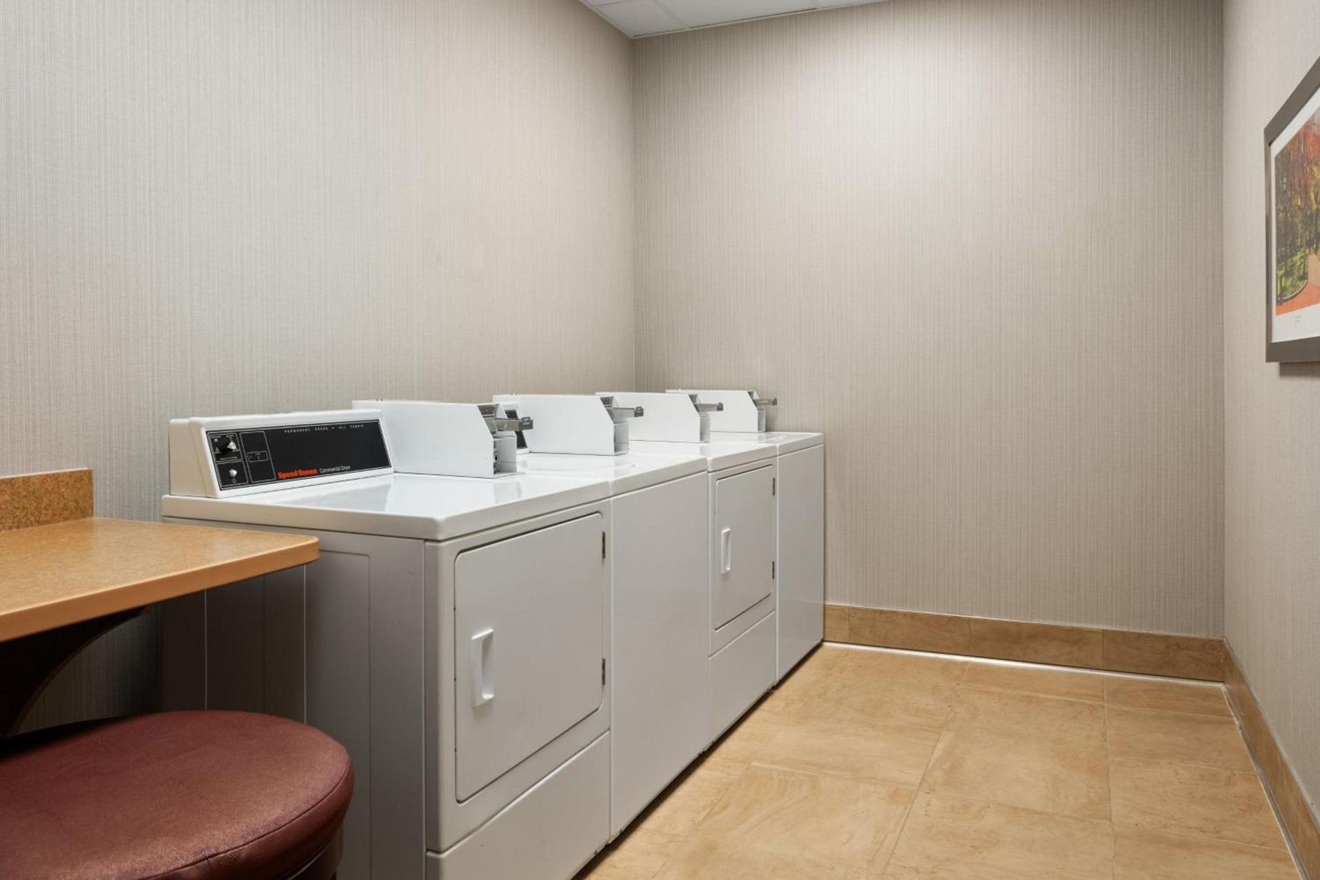Courtyard by Marriott Hammond photo 19