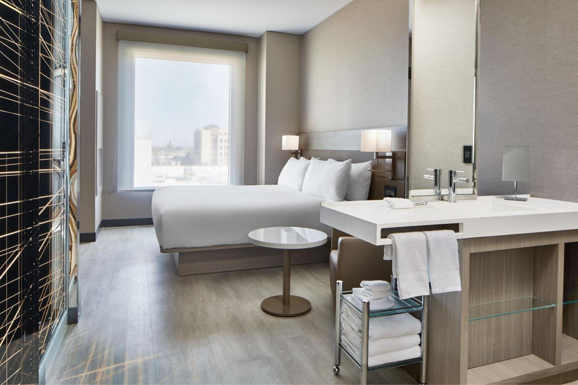 AC Hotel by Marriott Sacramento photo 8
