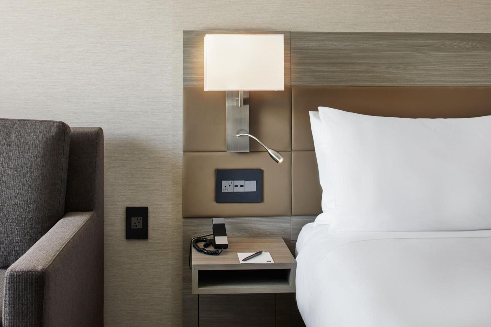 AC Hotel by Marriott Sacramento photo 12