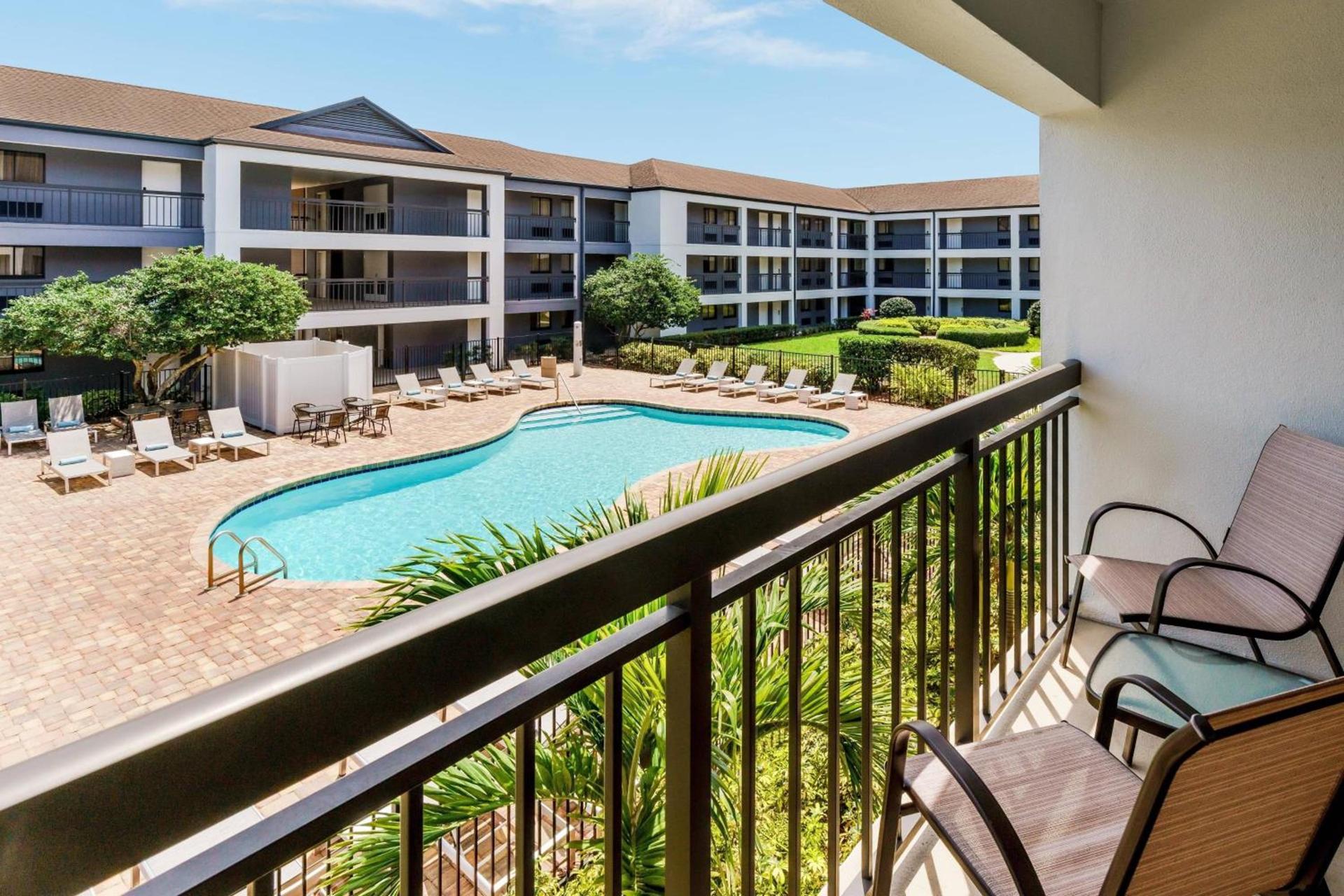 Courtyard by Marriott Orlando Lake Buena Vista at Vista Centre photo 15