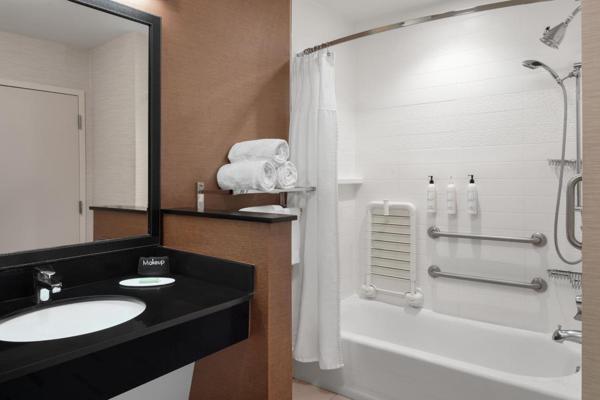 Fairfield Inn & Suites by Marriott Orlando Kissimmee/Celebration photo 25