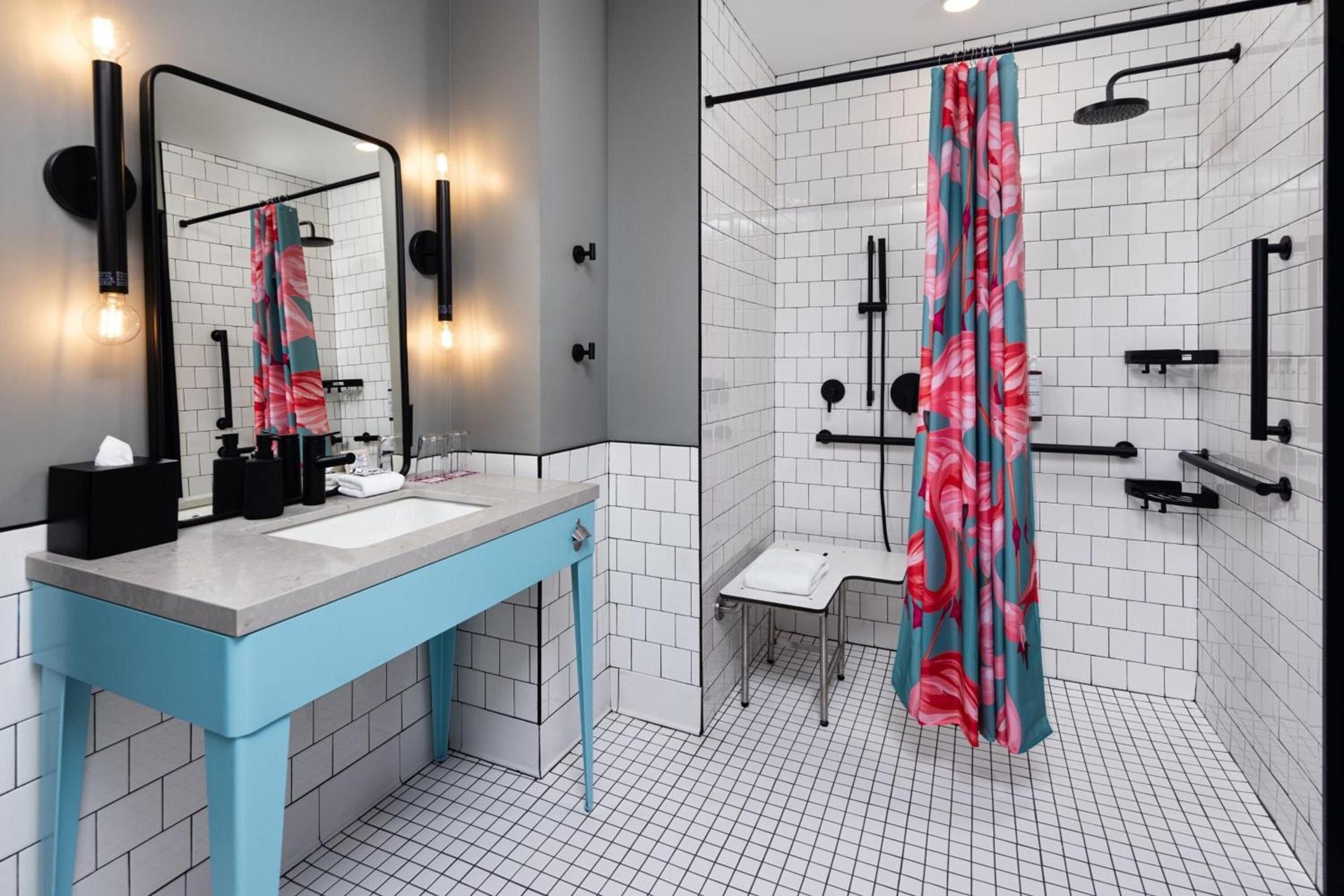 Moxy Madison Downtown photo 58