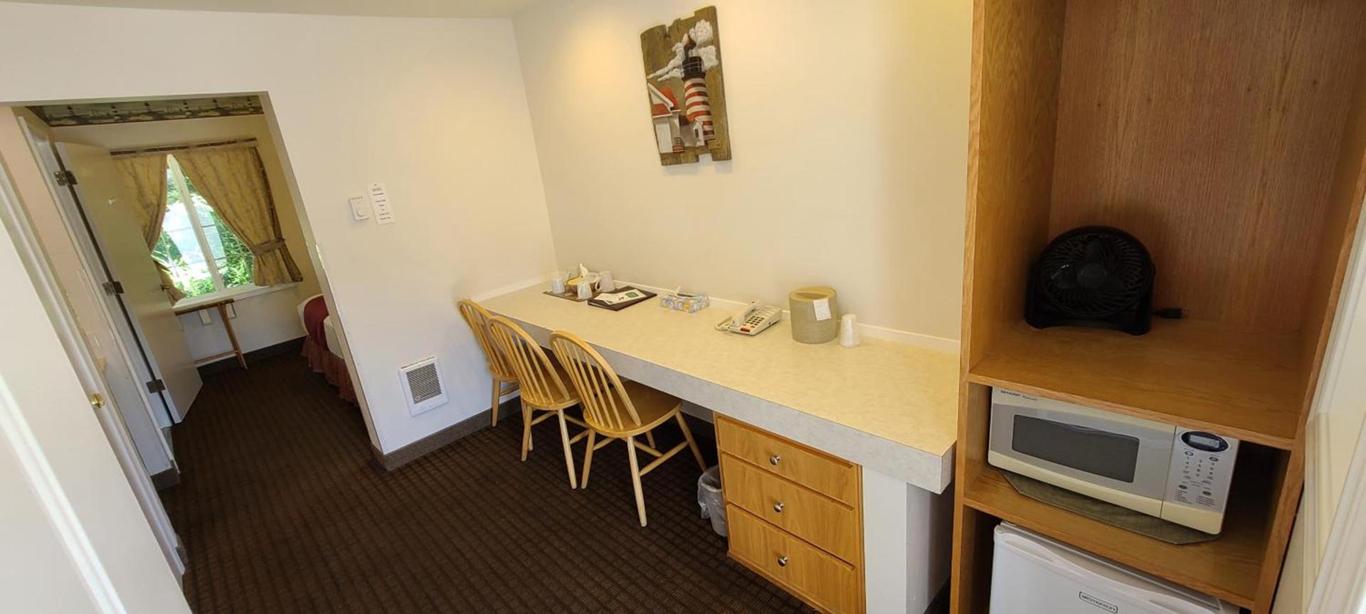 Ocean Breeze Motel photo 8
