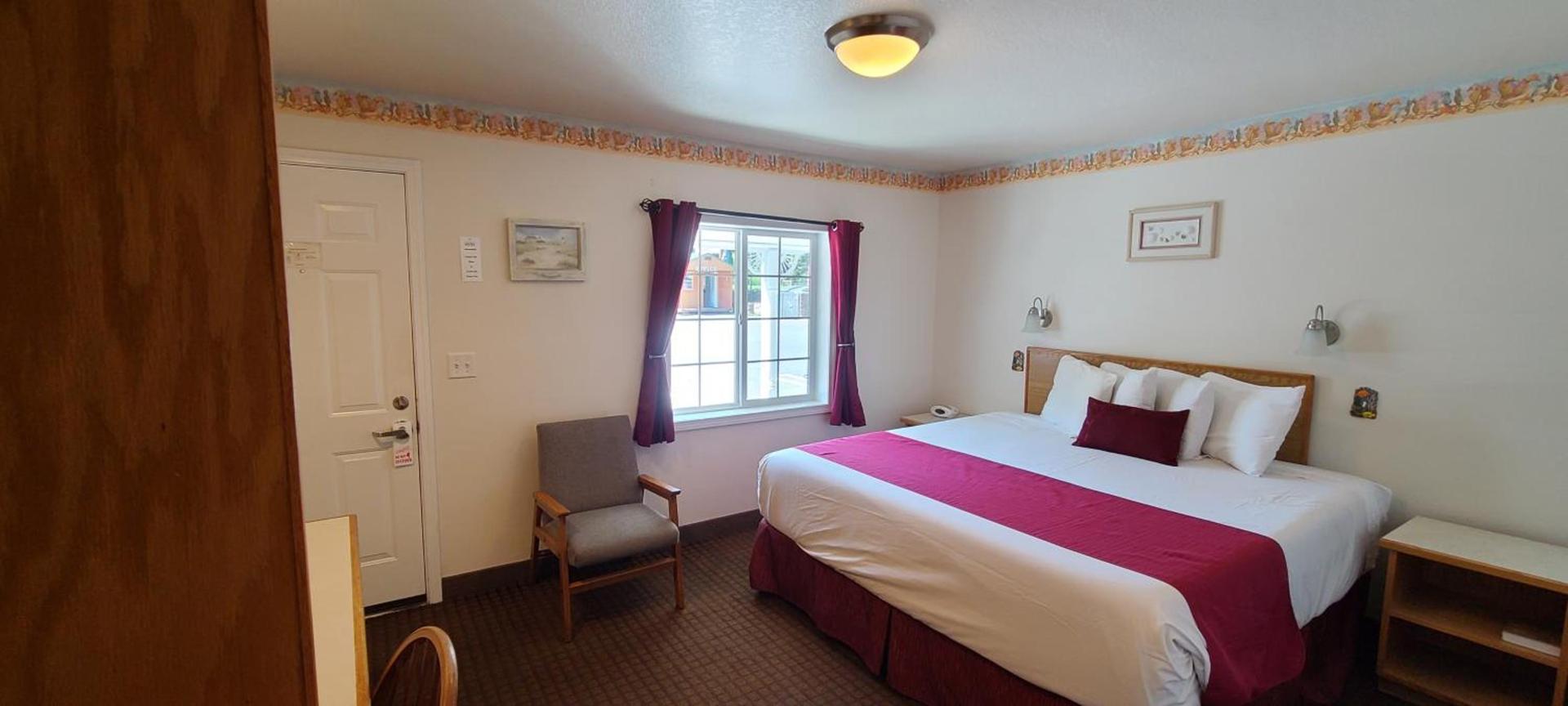 Ocean Breeze Motel photo 25