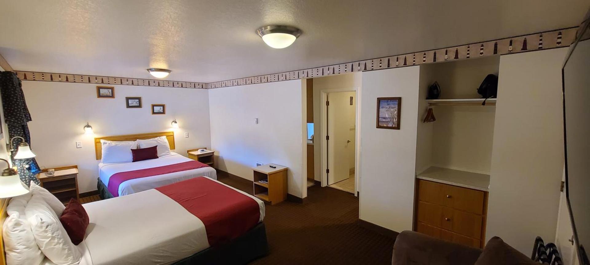 Ocean Breeze Motel photo 39