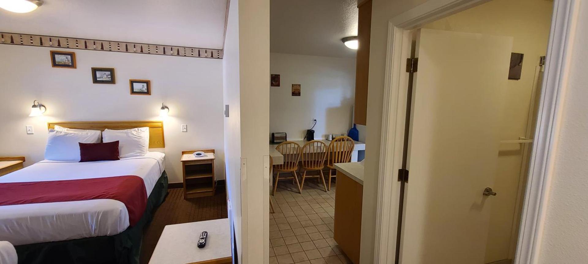 Ocean Breeze Motel photo 40