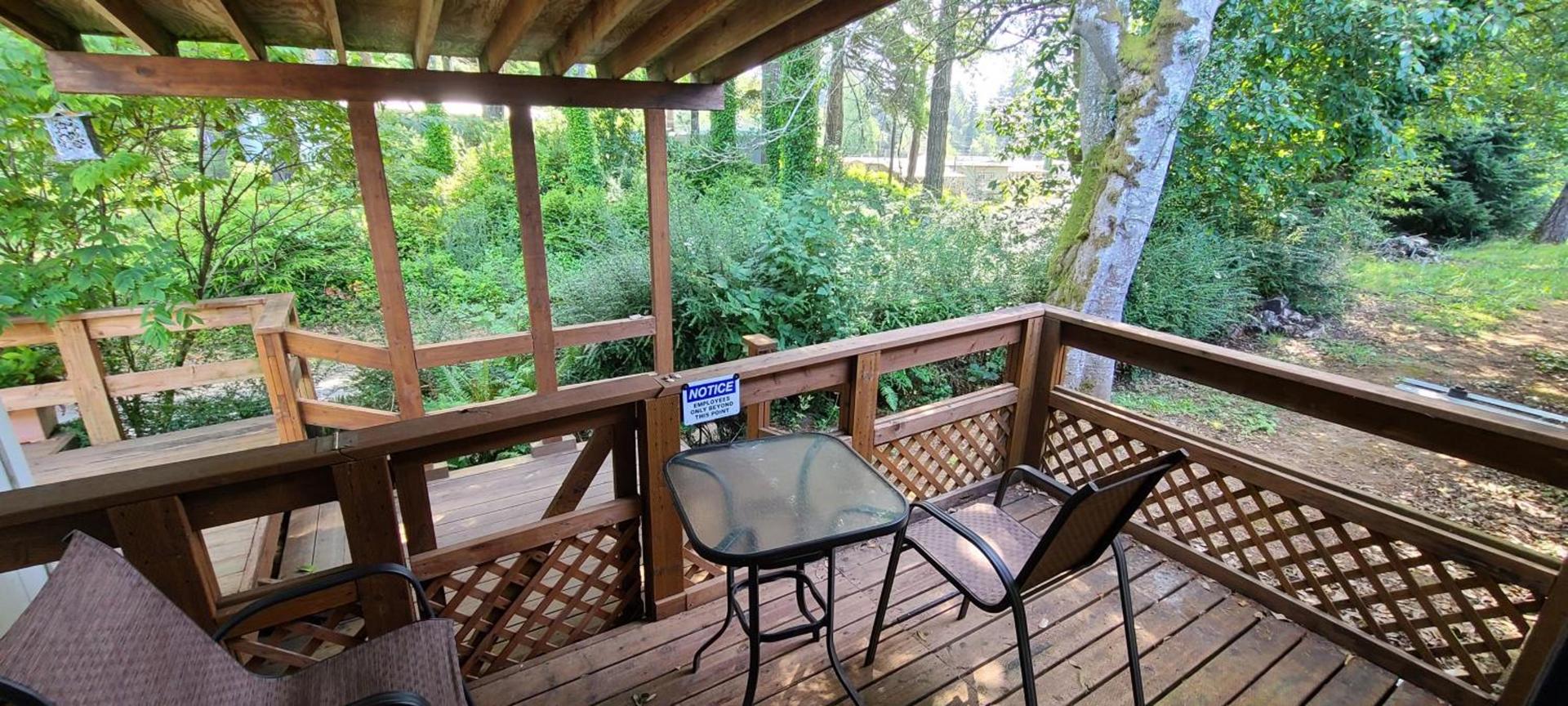 Ocean Breeze Motel photo 32