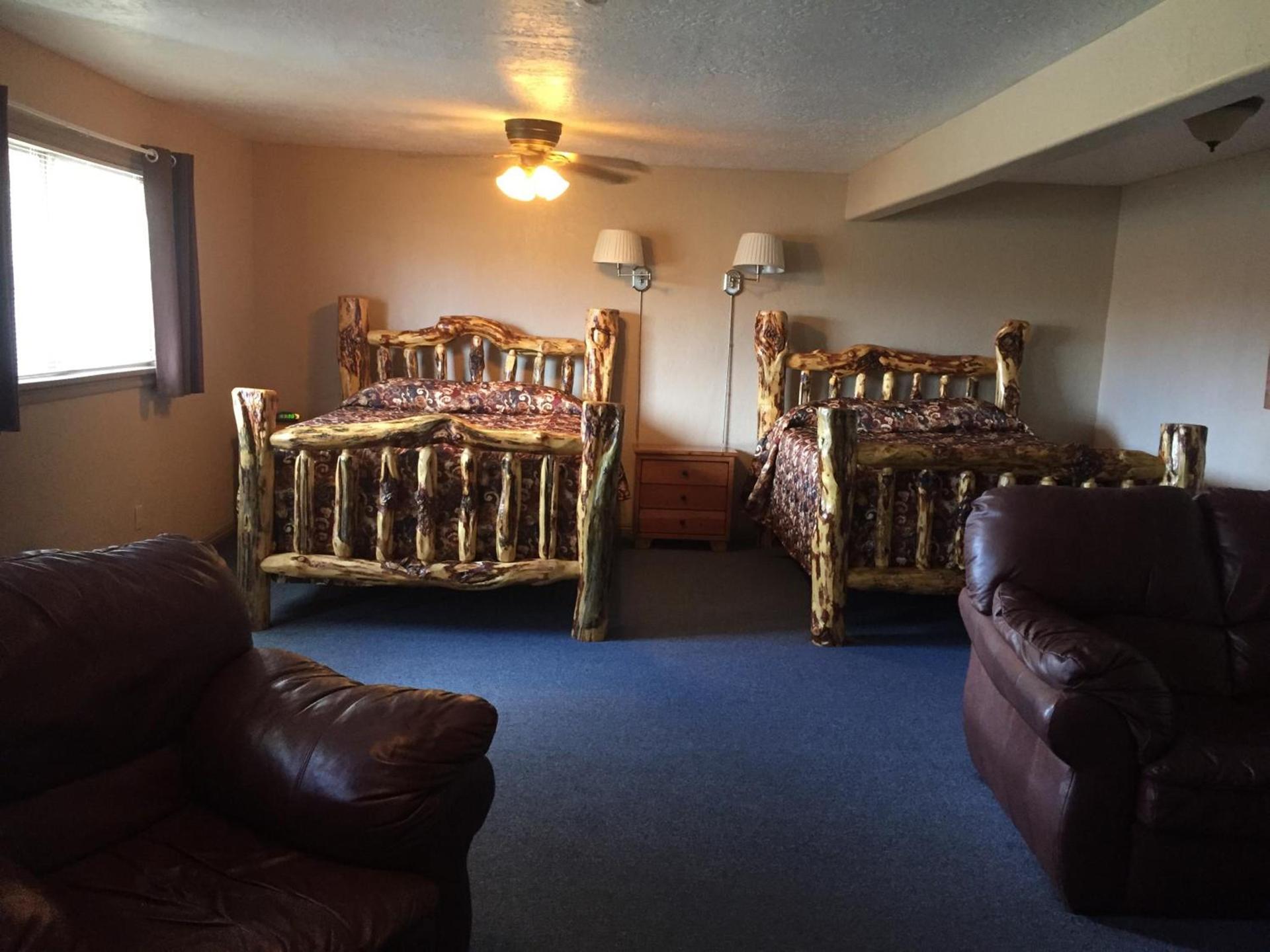 Harrison Inn photo 5