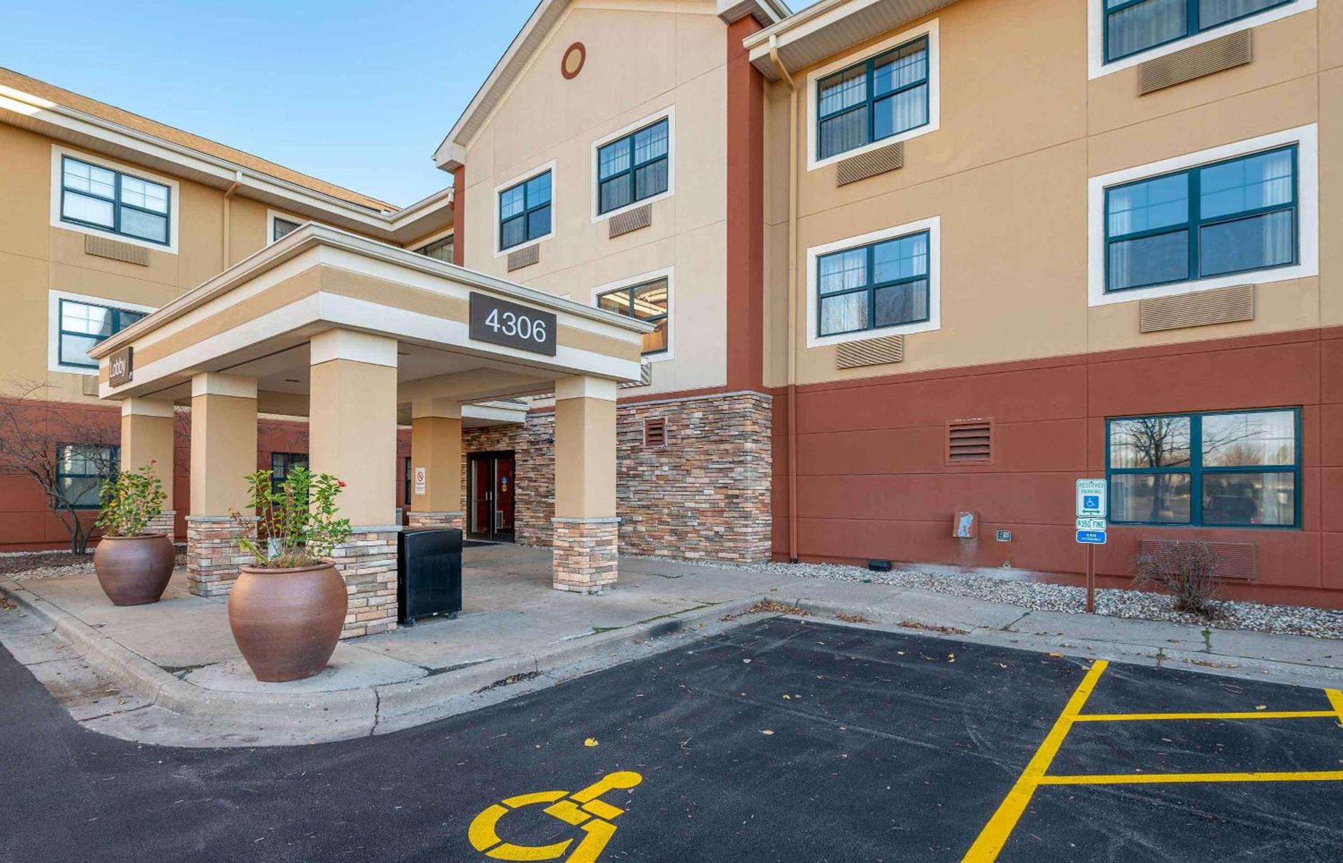 Extended Stay America Select Suites - Peoria - North photo 3
