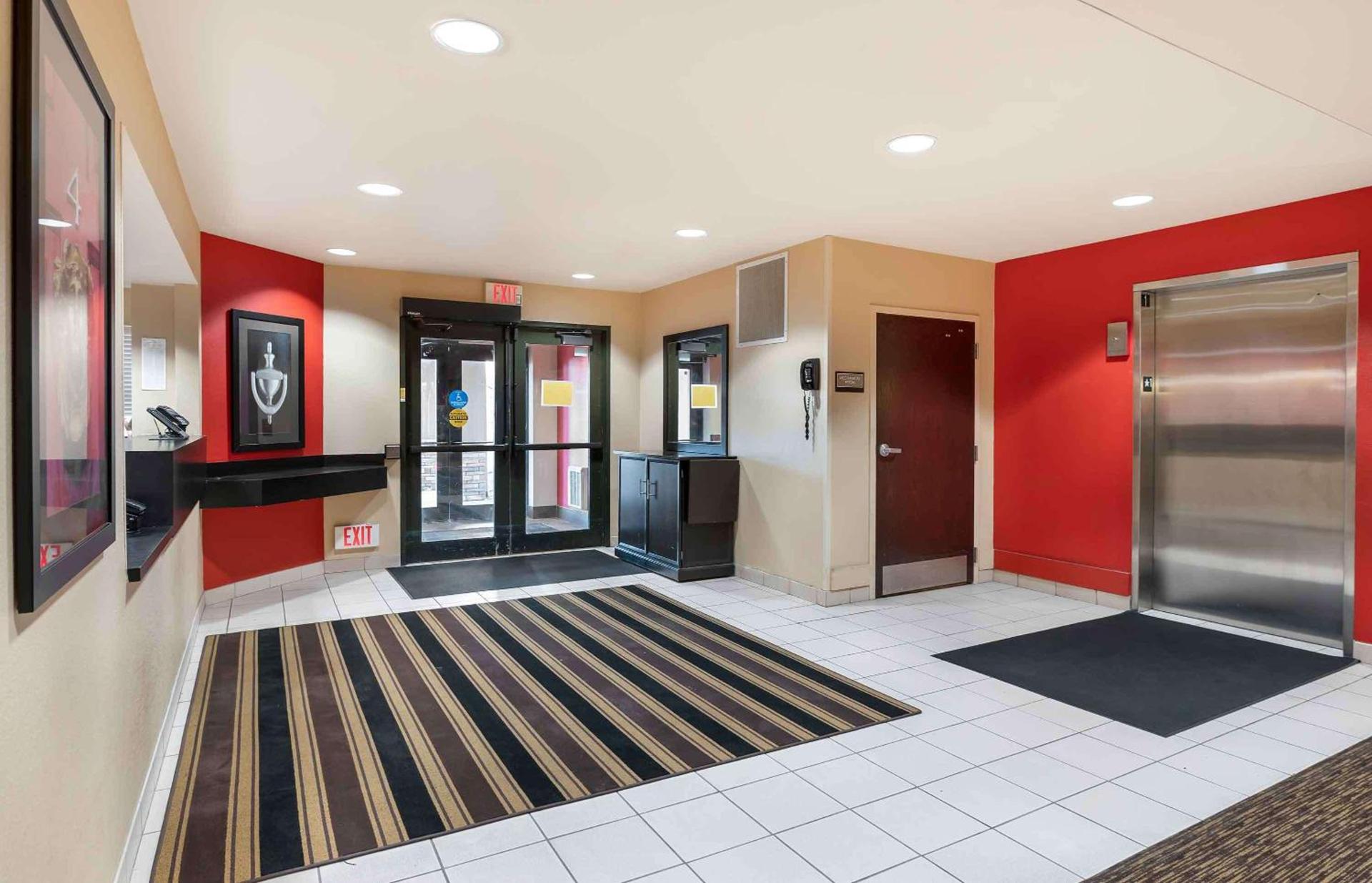 Extended Stay America Select Suites - Peoria - North photo 5
