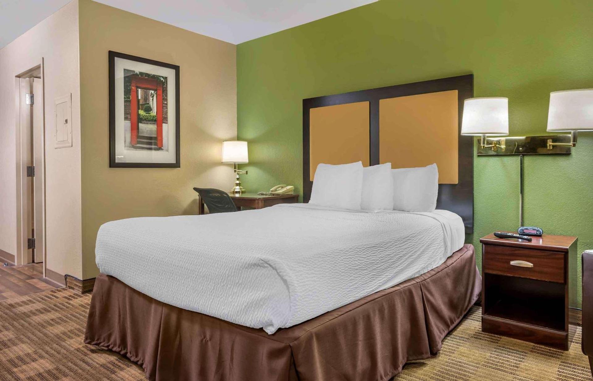 Extended Stay America Select Suites - Peoria - North photo 7