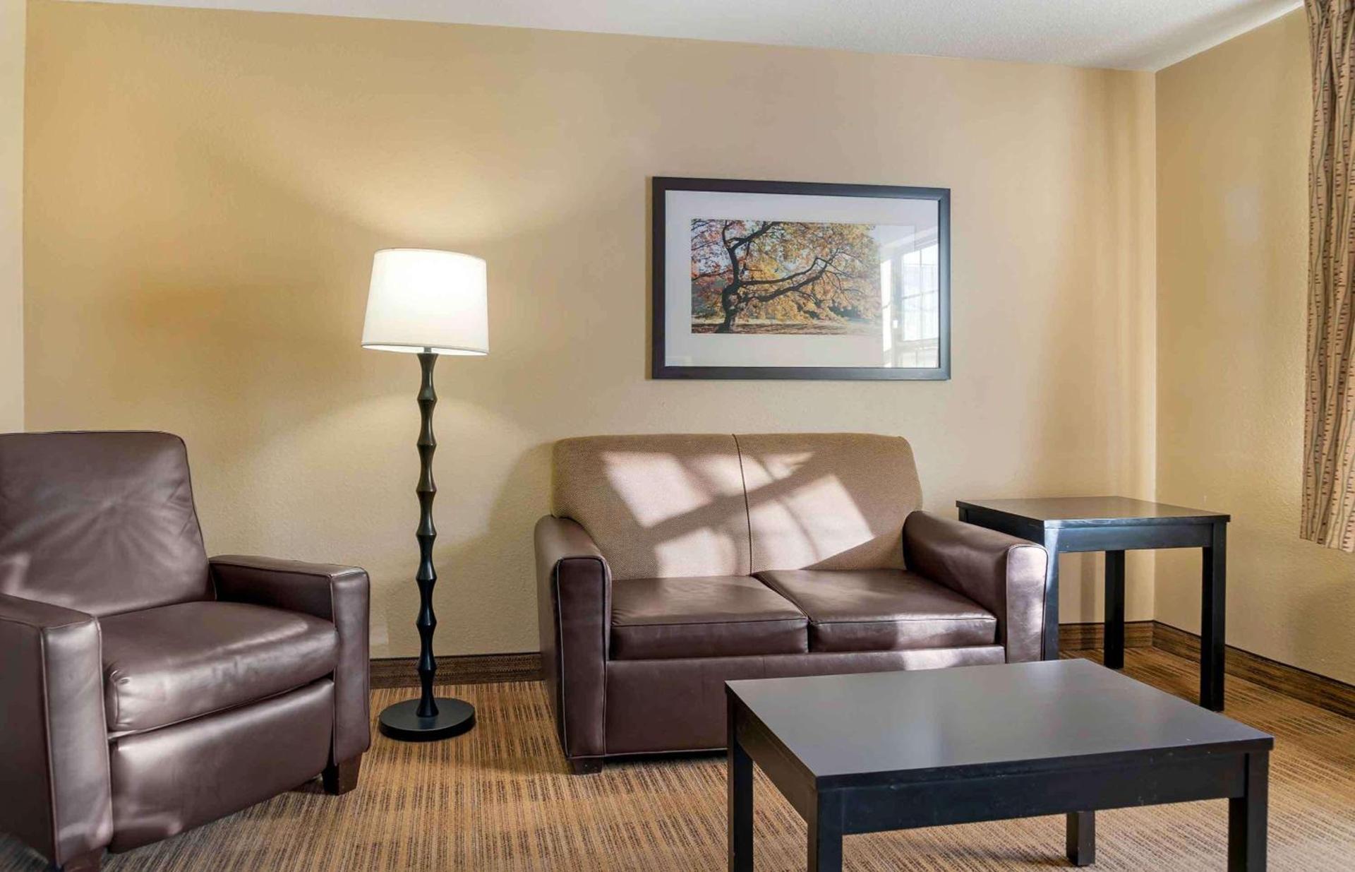 Extended Stay America Select Suites - Peoria - North photo 22