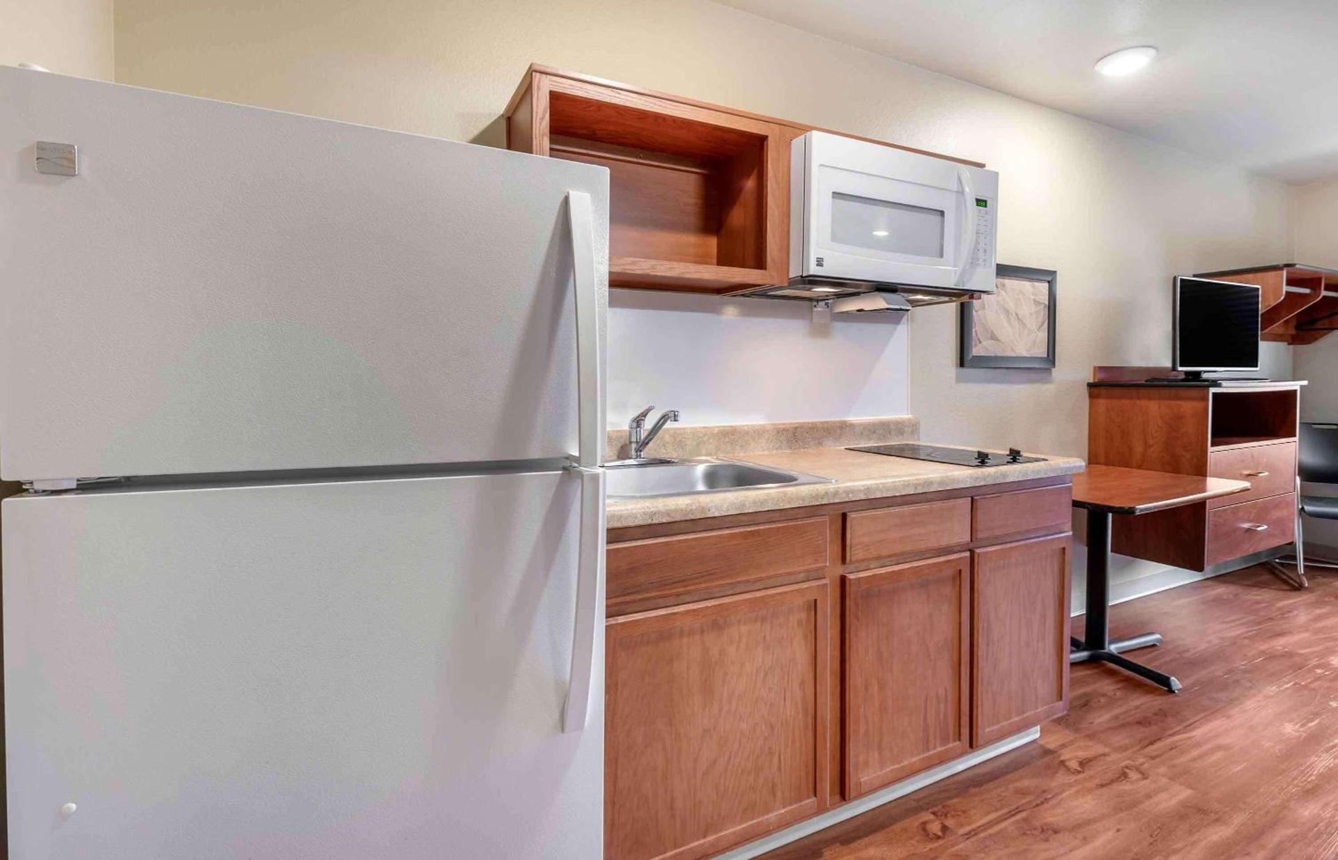 Extended Stay America Select Suites - Dayton - Miamisburg photo 2