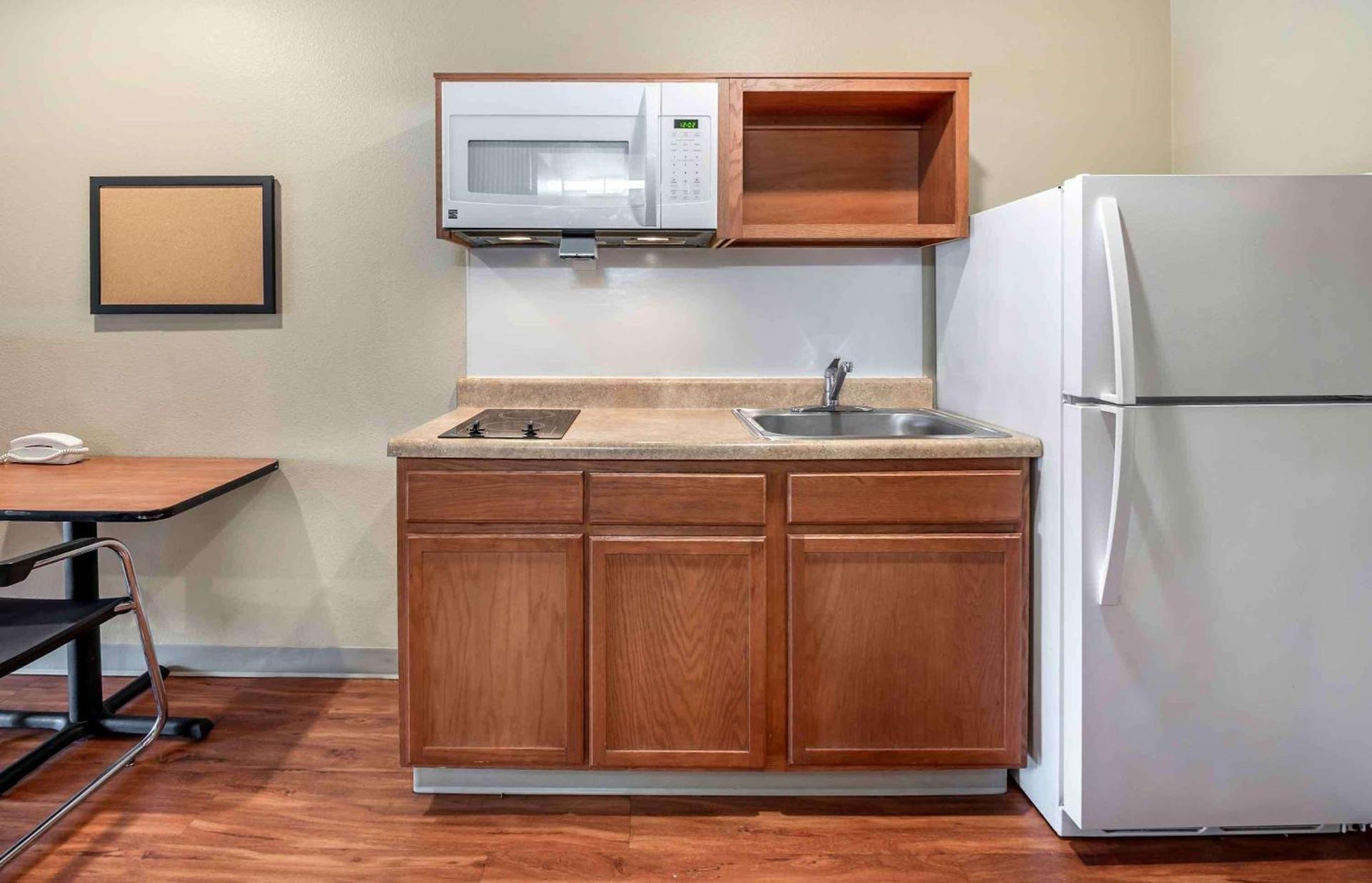 Extended Stay America Select Suites - Dayton - Miamisburg photo 4