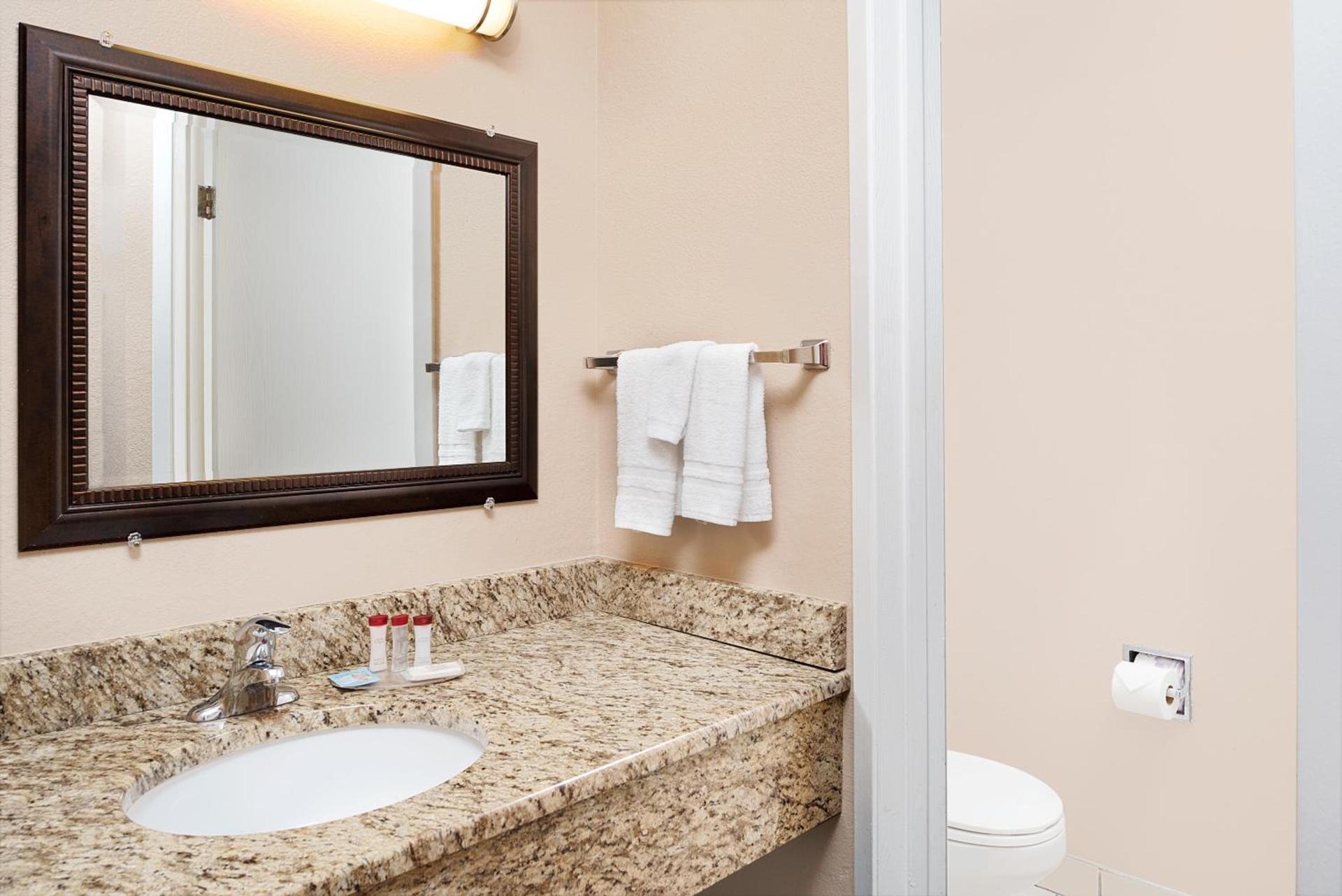 Ramada by Wyndham Spokane Valley photo 27