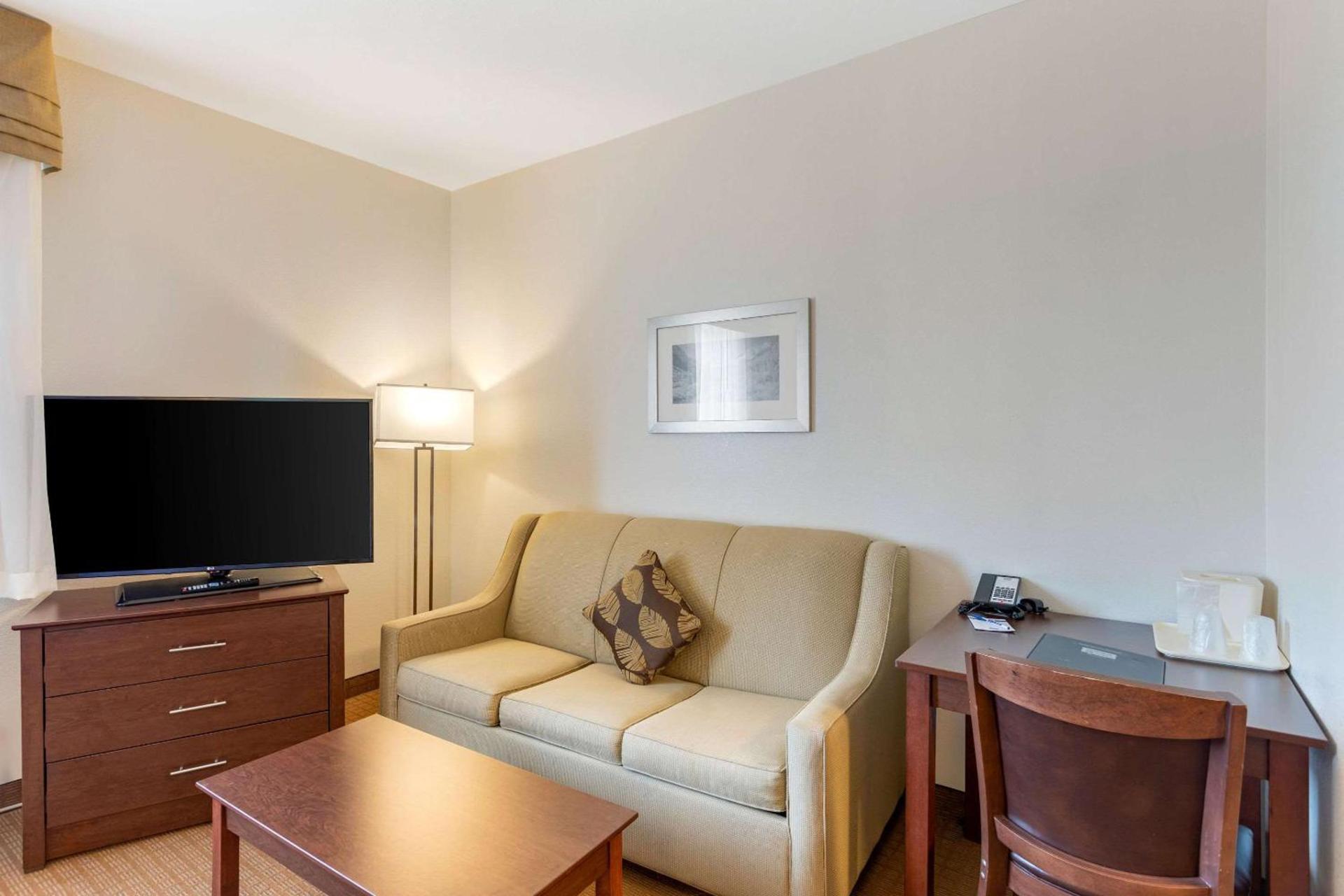 MainStay Suites Near Denver Downtown photo 14