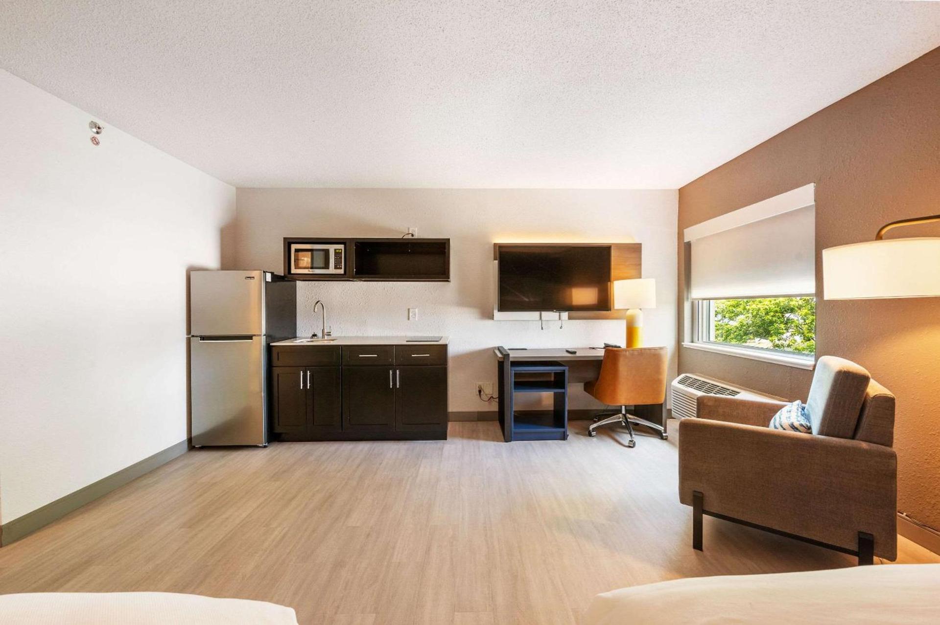 Comfort Inn Mayfield Heights Cleveland East photo 29