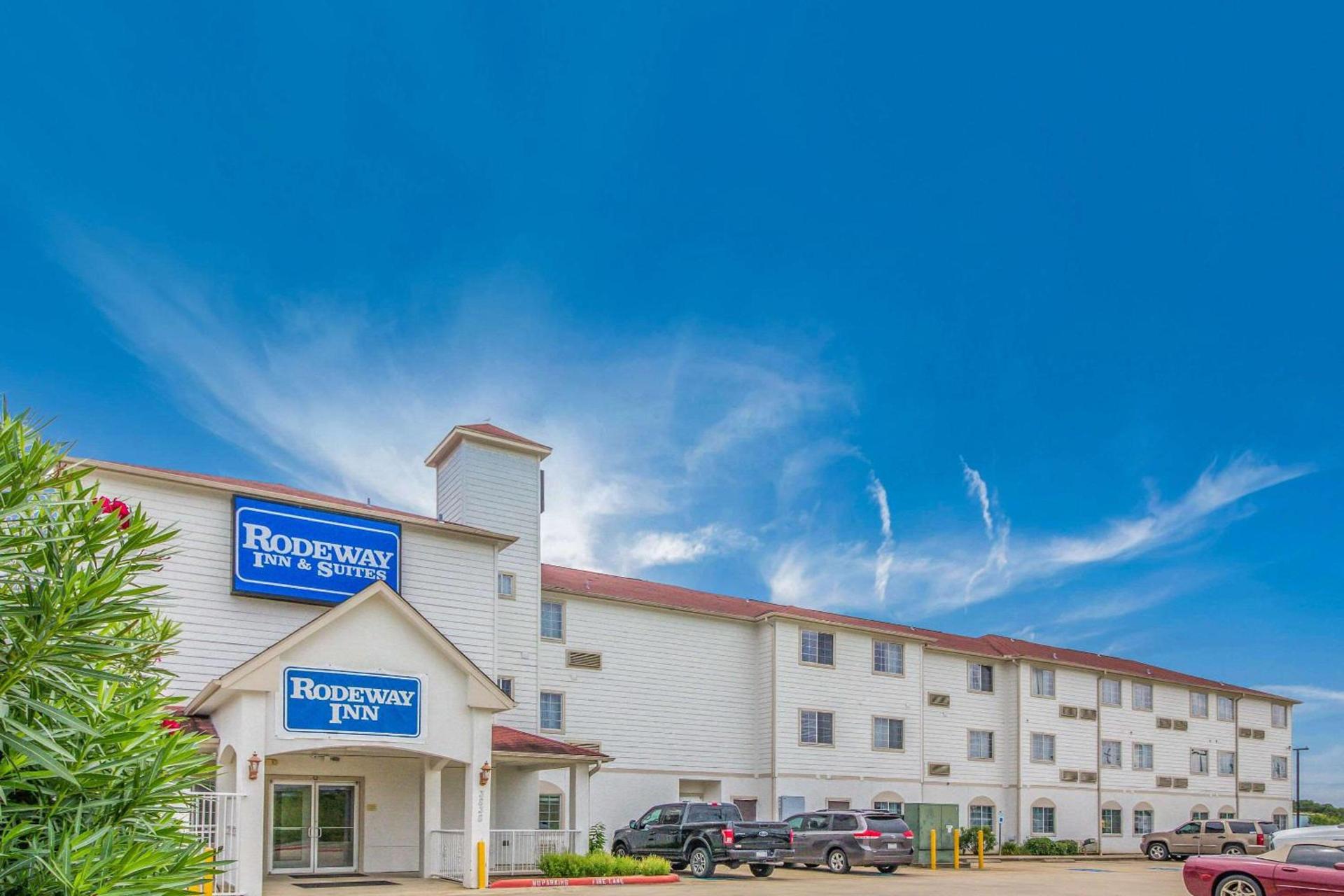 Rodeway Inn & Suites Port Arthur - Groves photo 1