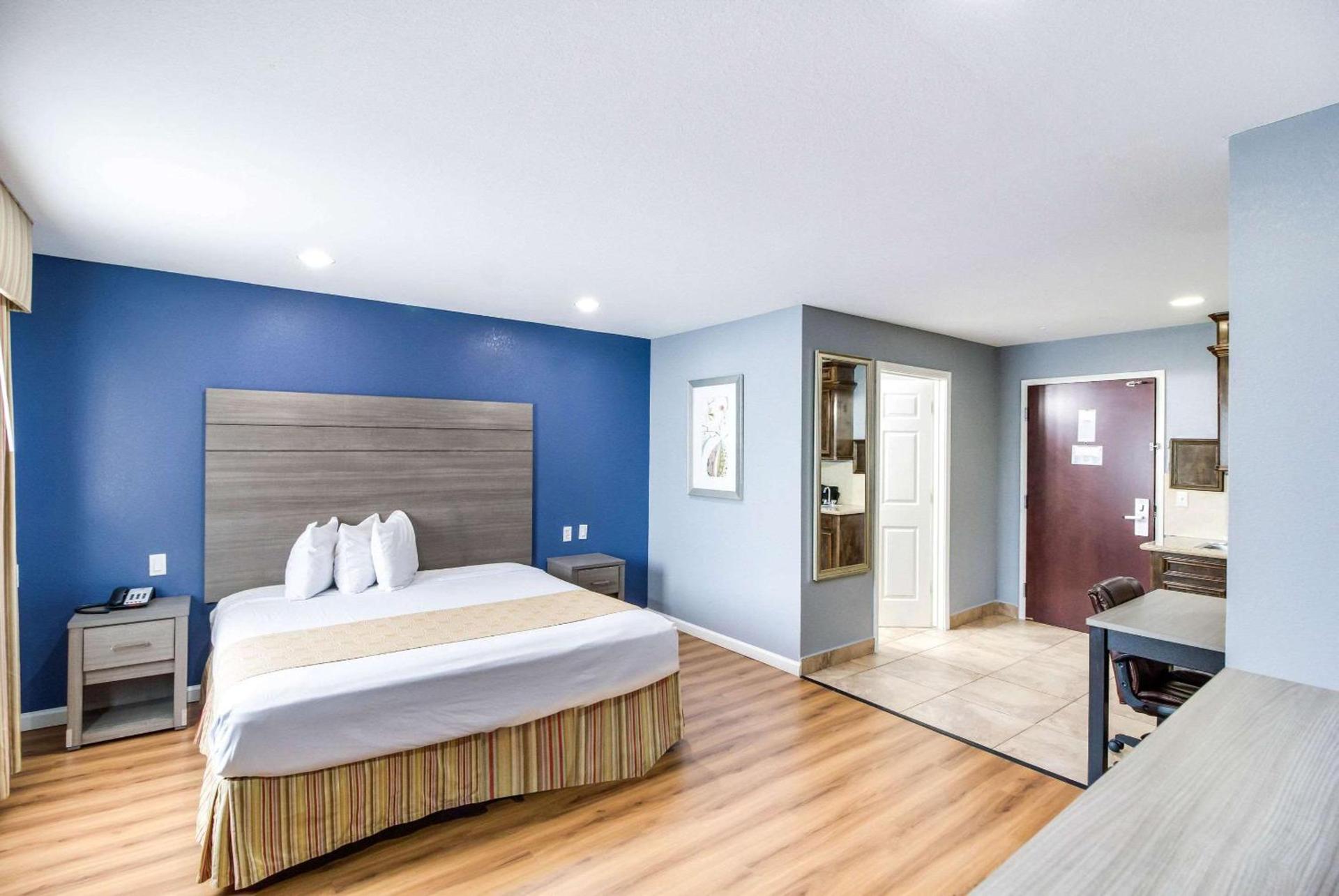 Rodeway Inn & Suites Port Arthur - Groves photo 17