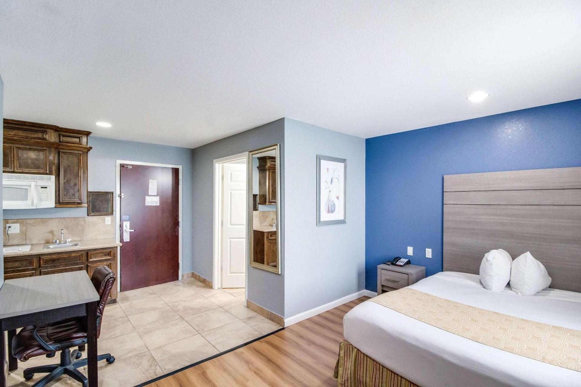 Rodeway Inn & Suites Port Arthur - Groves photo 22