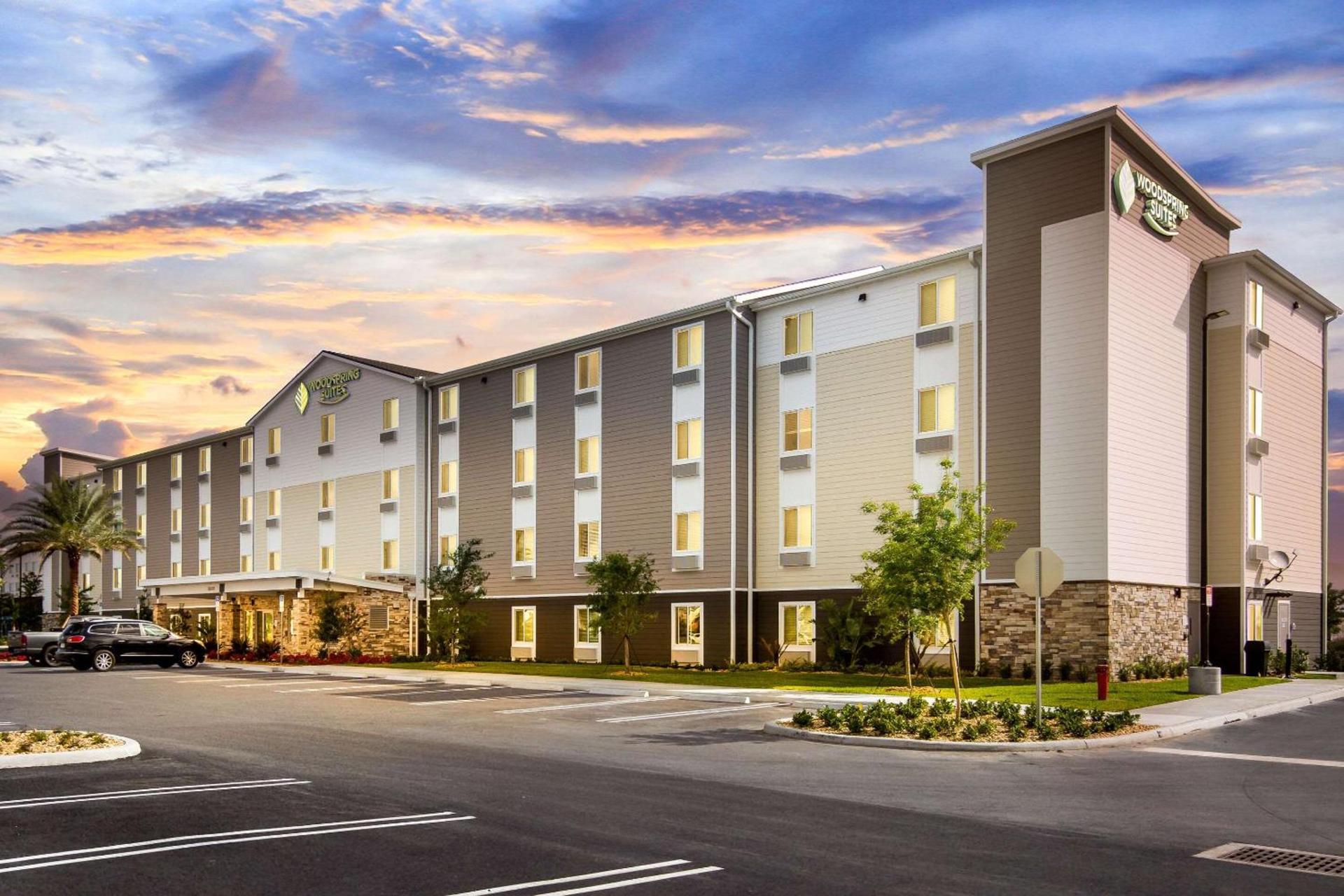 WoodSpring Suites Port St Lucie photo 2