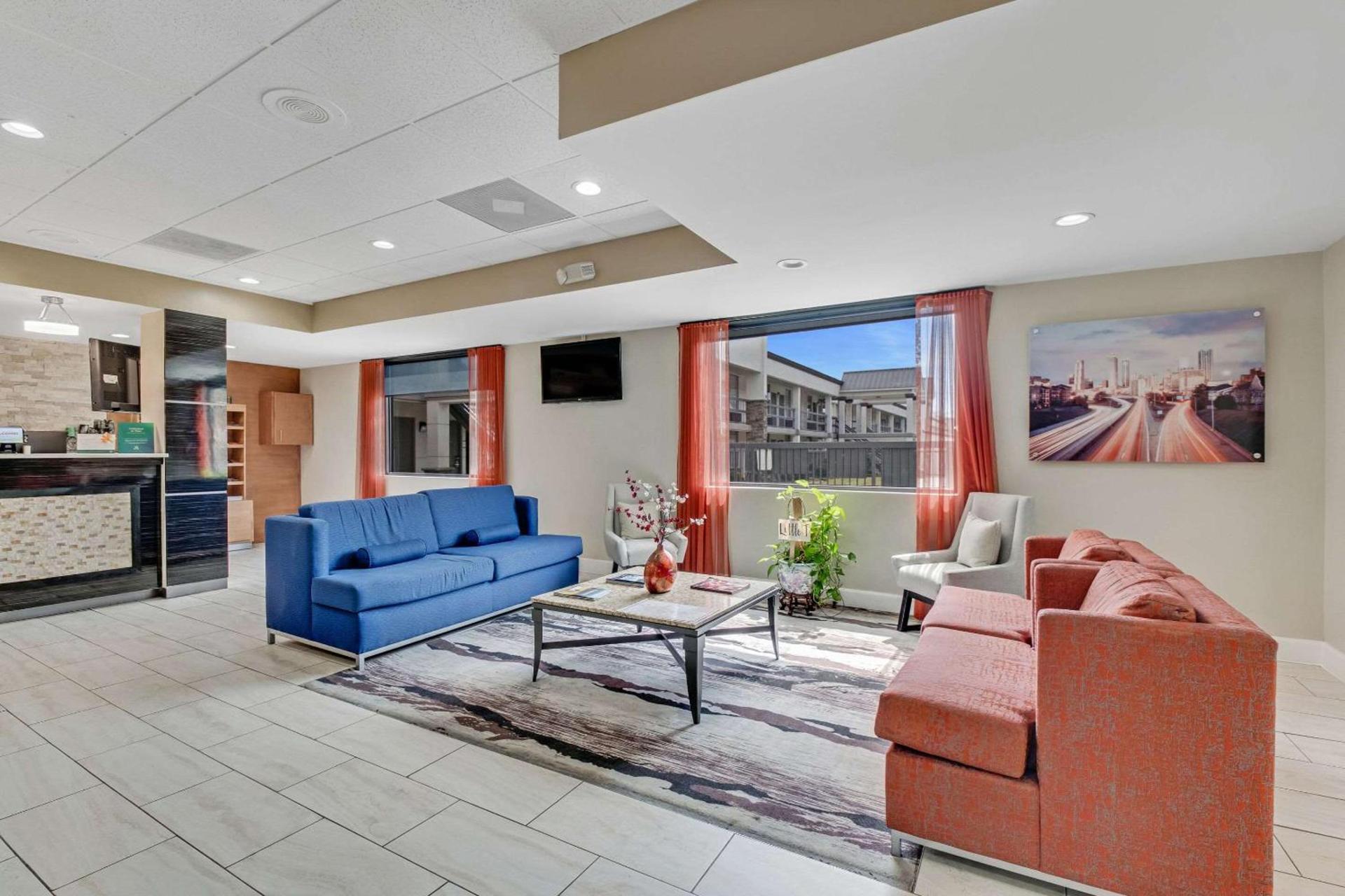 Quality Inn Dalton East photo 6