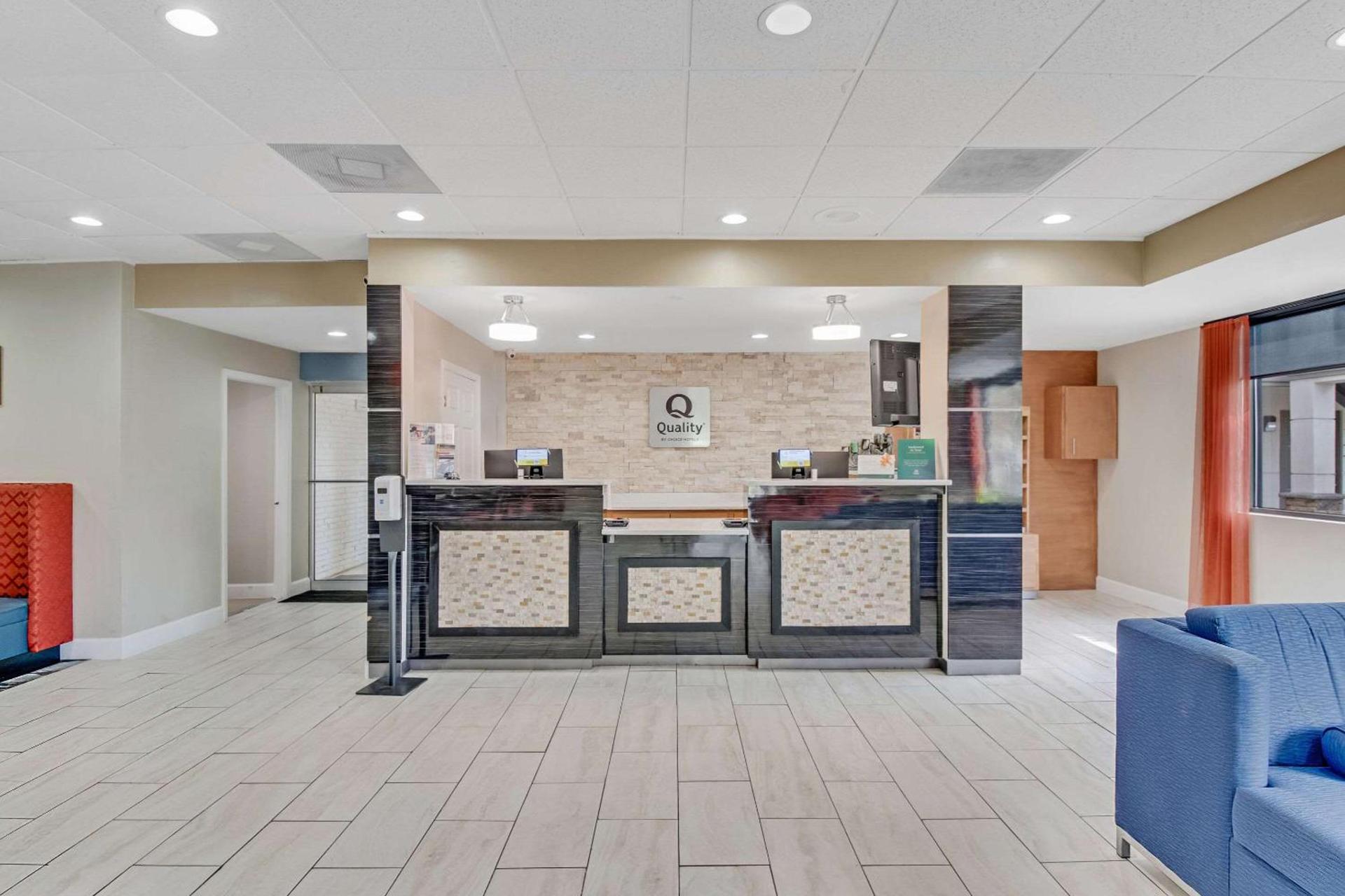 Quality Inn Dalton East photo 7