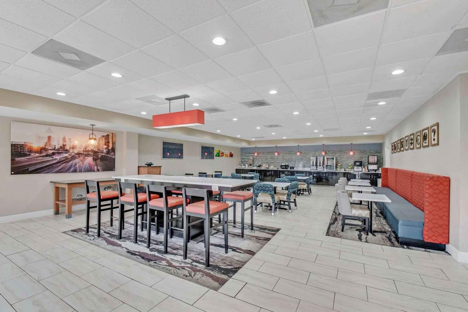 Quality Inn Dalton East photo 28