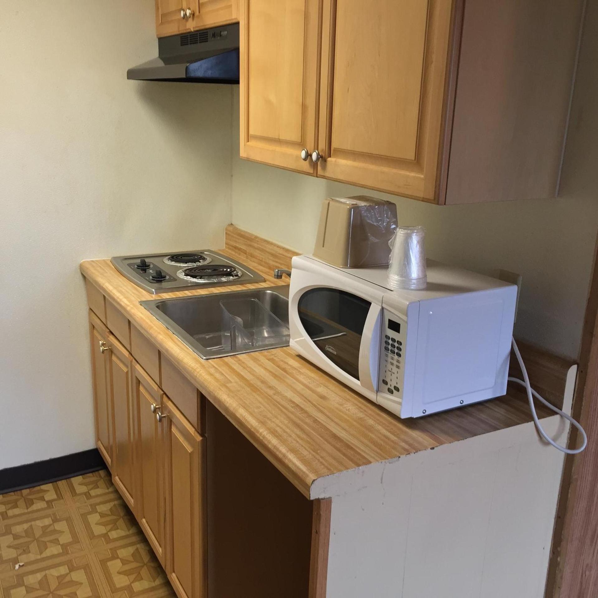 MacThrift Motor Inn photo 25