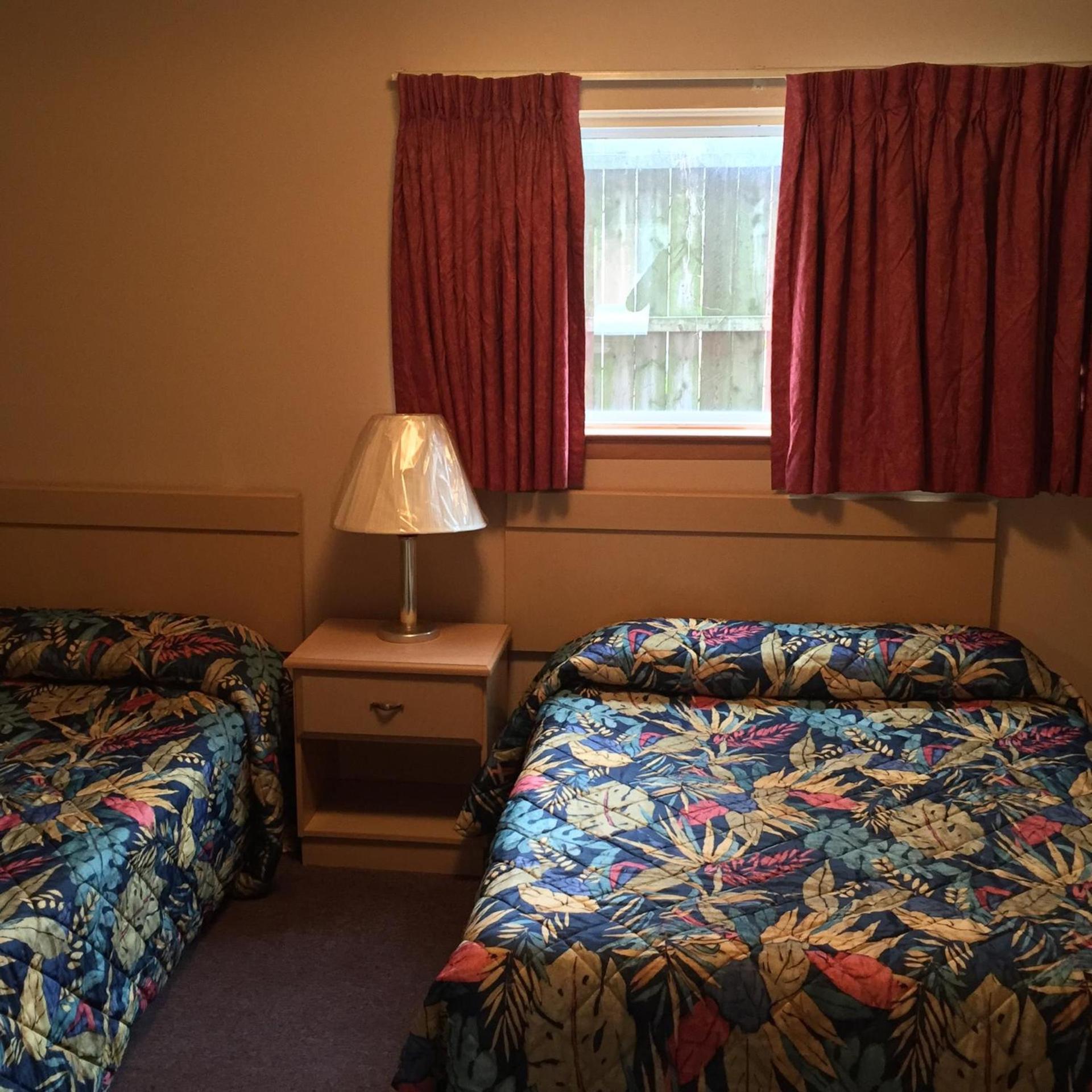 MacThrift Motor Inn photo 4