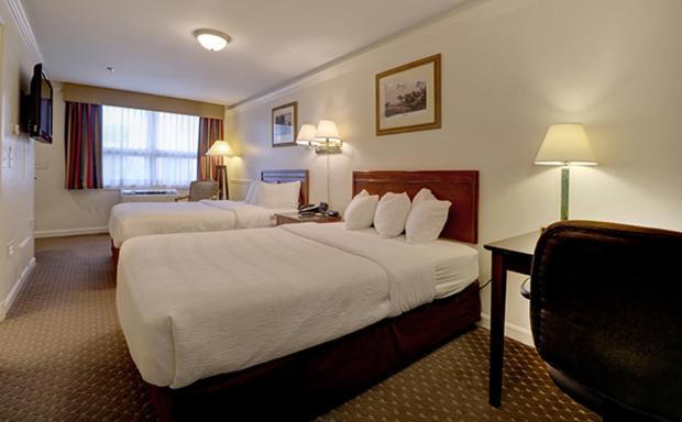 Senator Inn & Spa photo 8