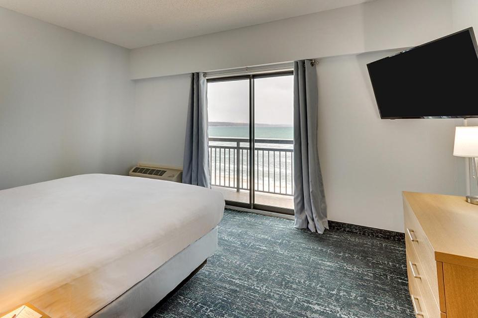 Parkshore Resort photo 63