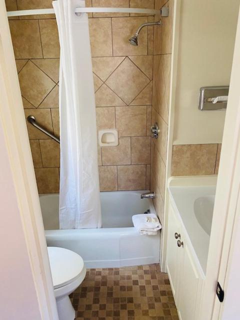 Senator Inn & Spa photo 19