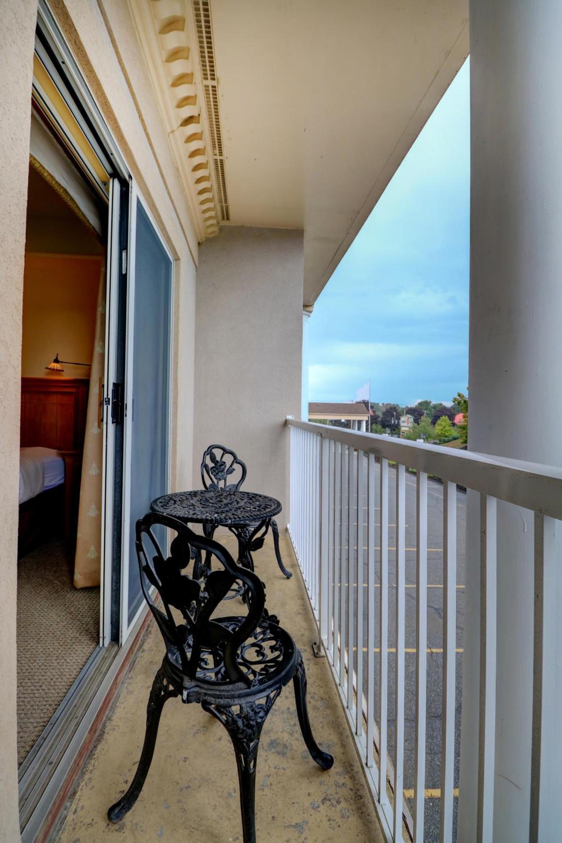 Senator Inn & Spa photo 20