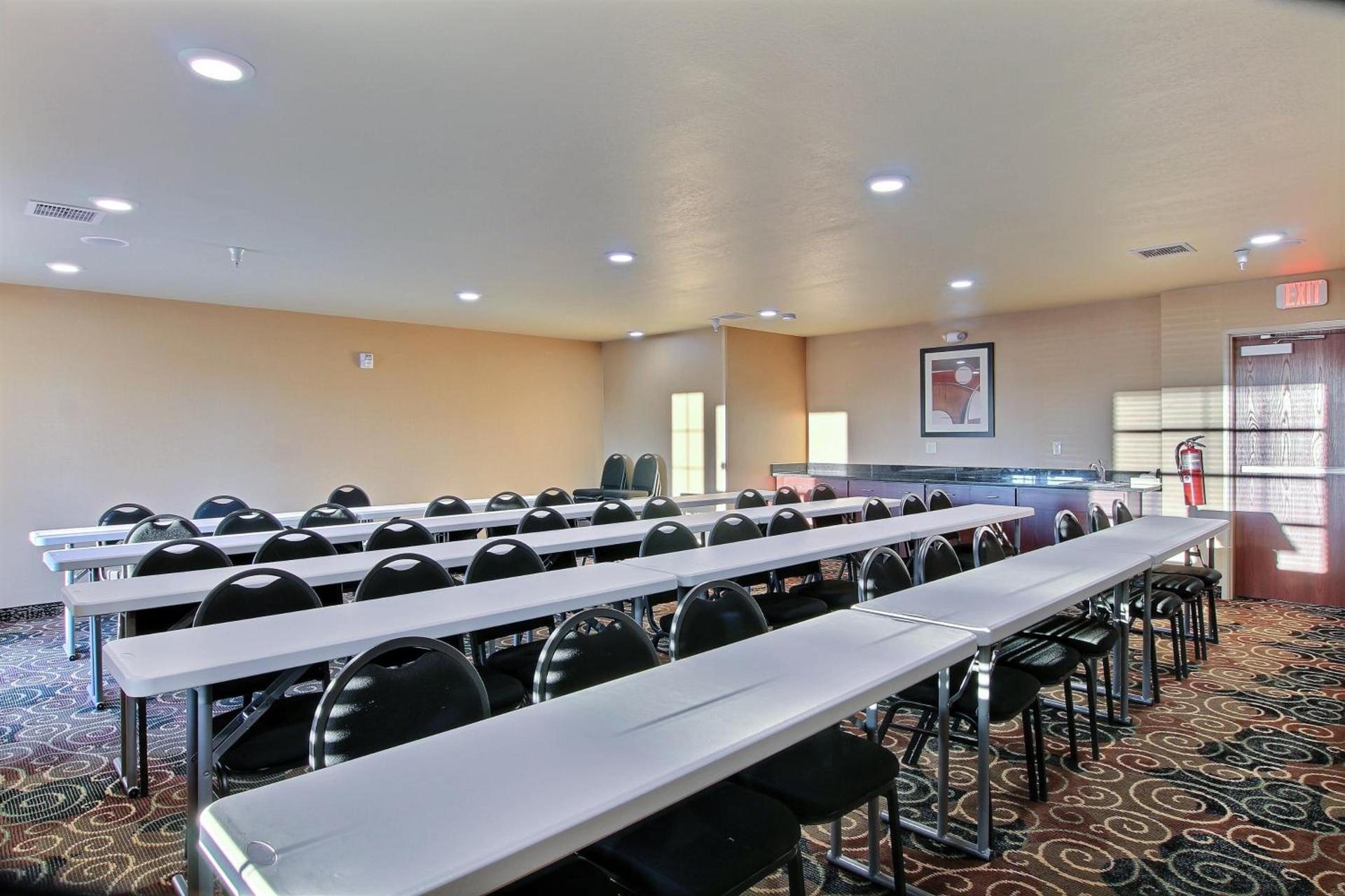 Cobblestone Hotel & Suites - Beulah photo 27