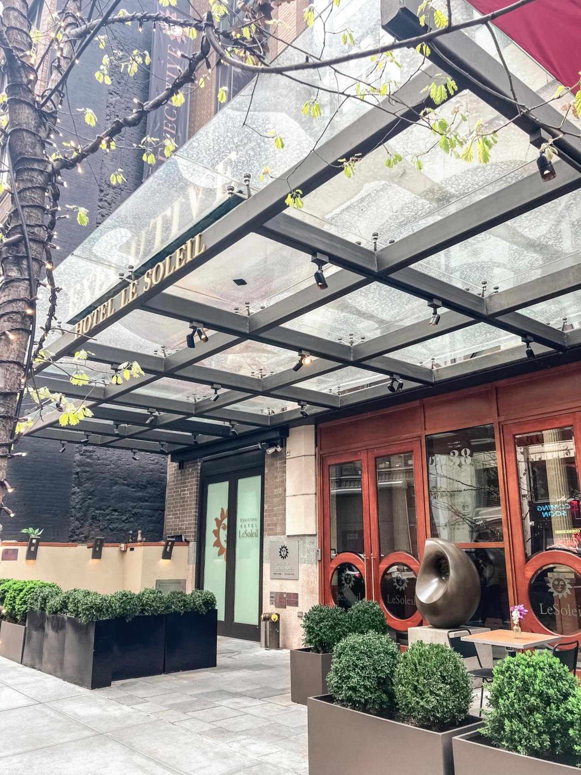 Executive Hotel Le Soleil New York photo 3