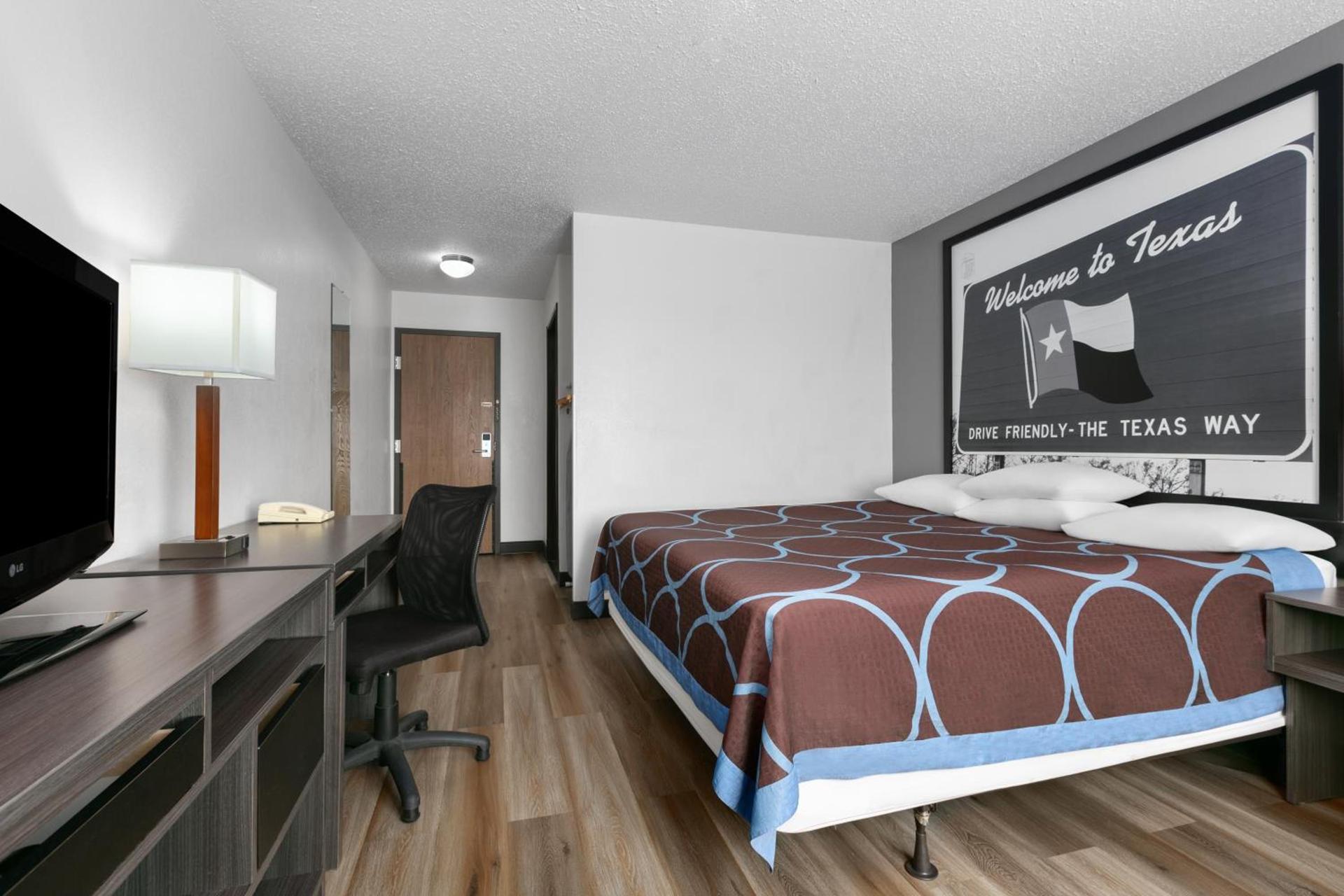 Super 8 by Wyndham Grapevine/DFW Airport Northwest photo 40