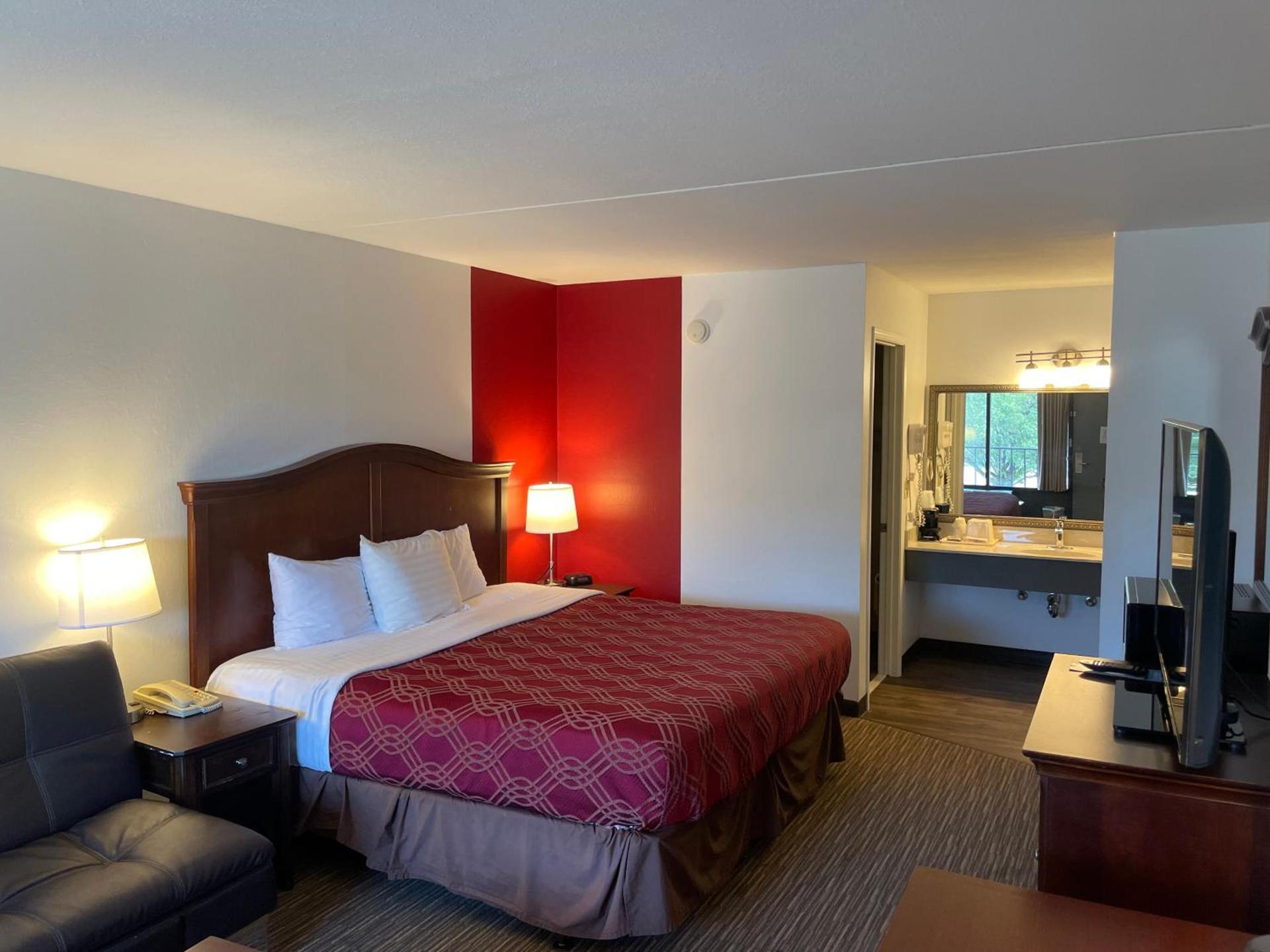 Ramada by Wyndham Branson Theatre District photo 31