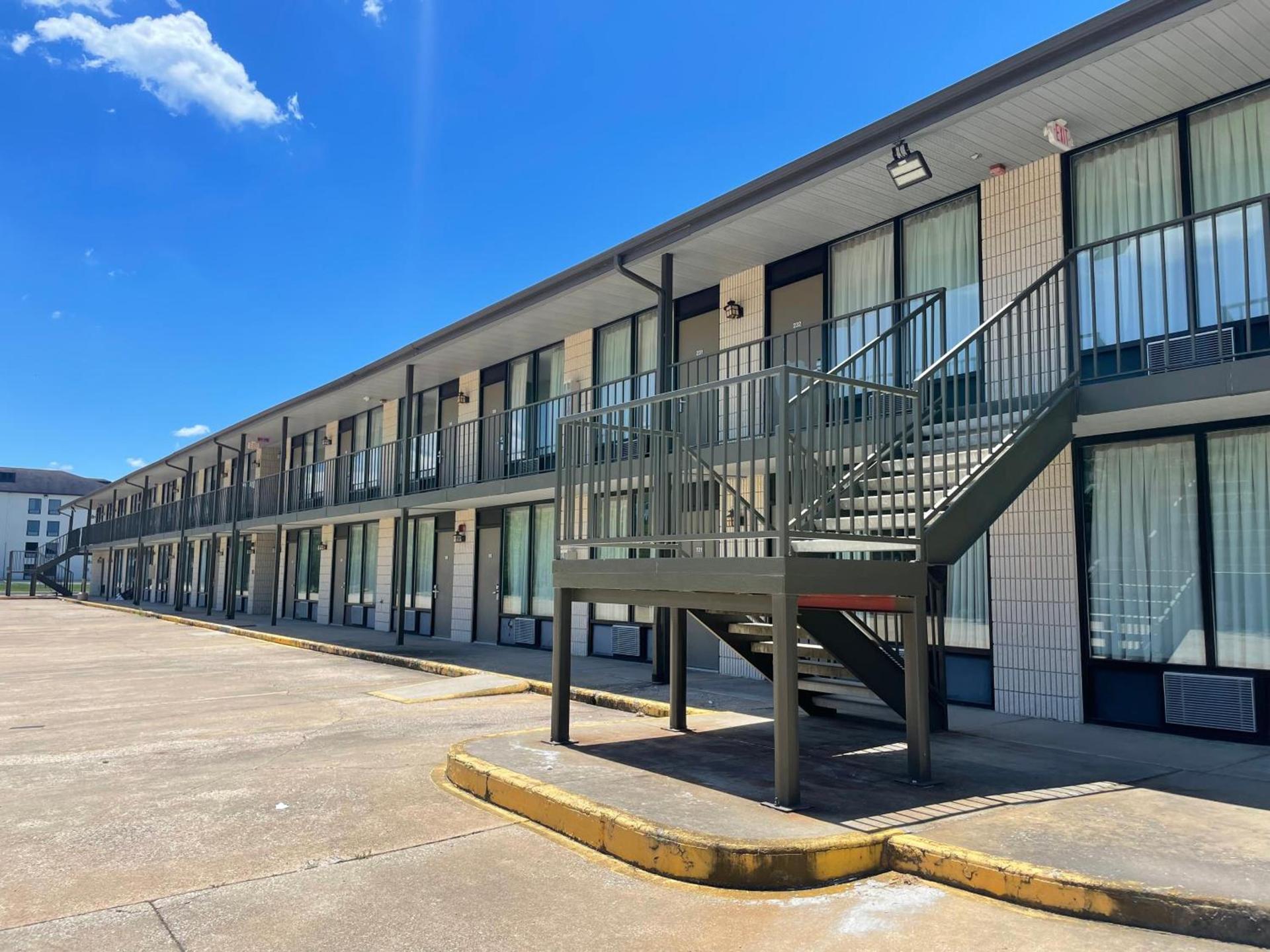 Ramada by Wyndham Branson Theatre District photo 45