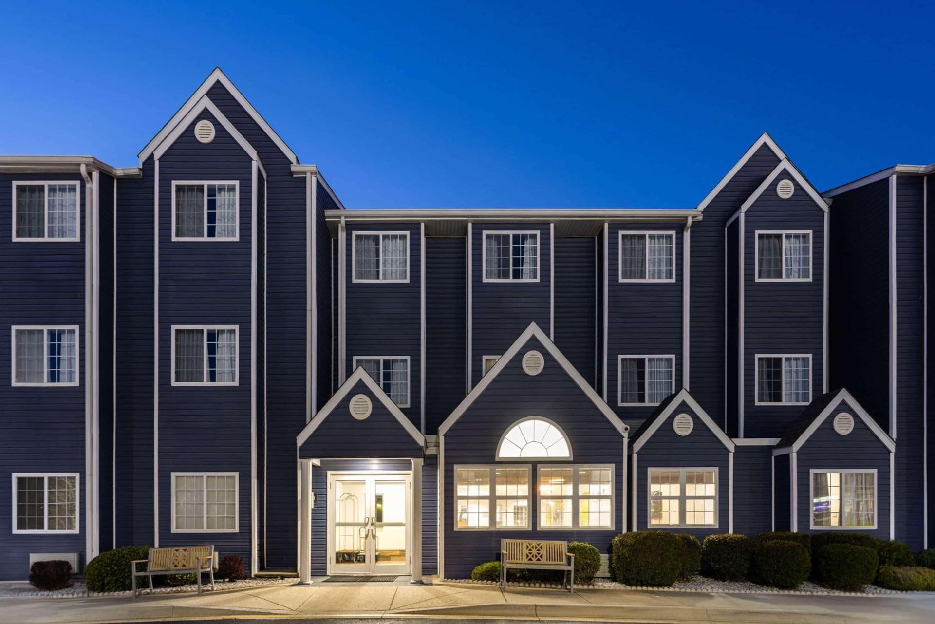 Microtel Inn and Suites Dover photo 9