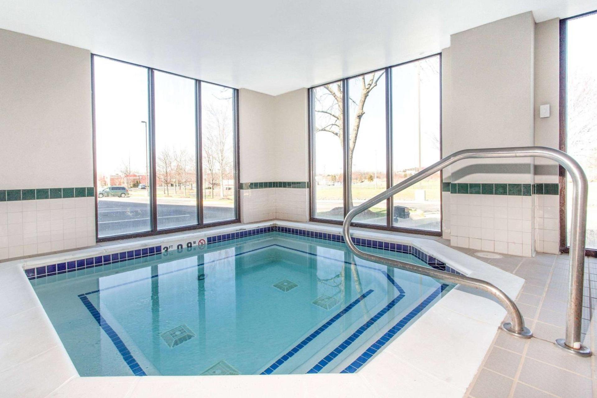 Wingate by Wyndham - Dulles International photo 4