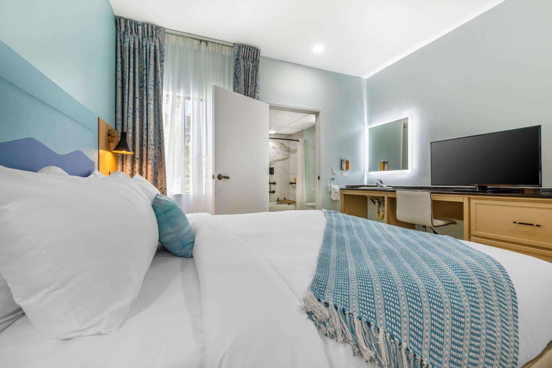Quality Suites Downtown San Luis Obispo photo 27