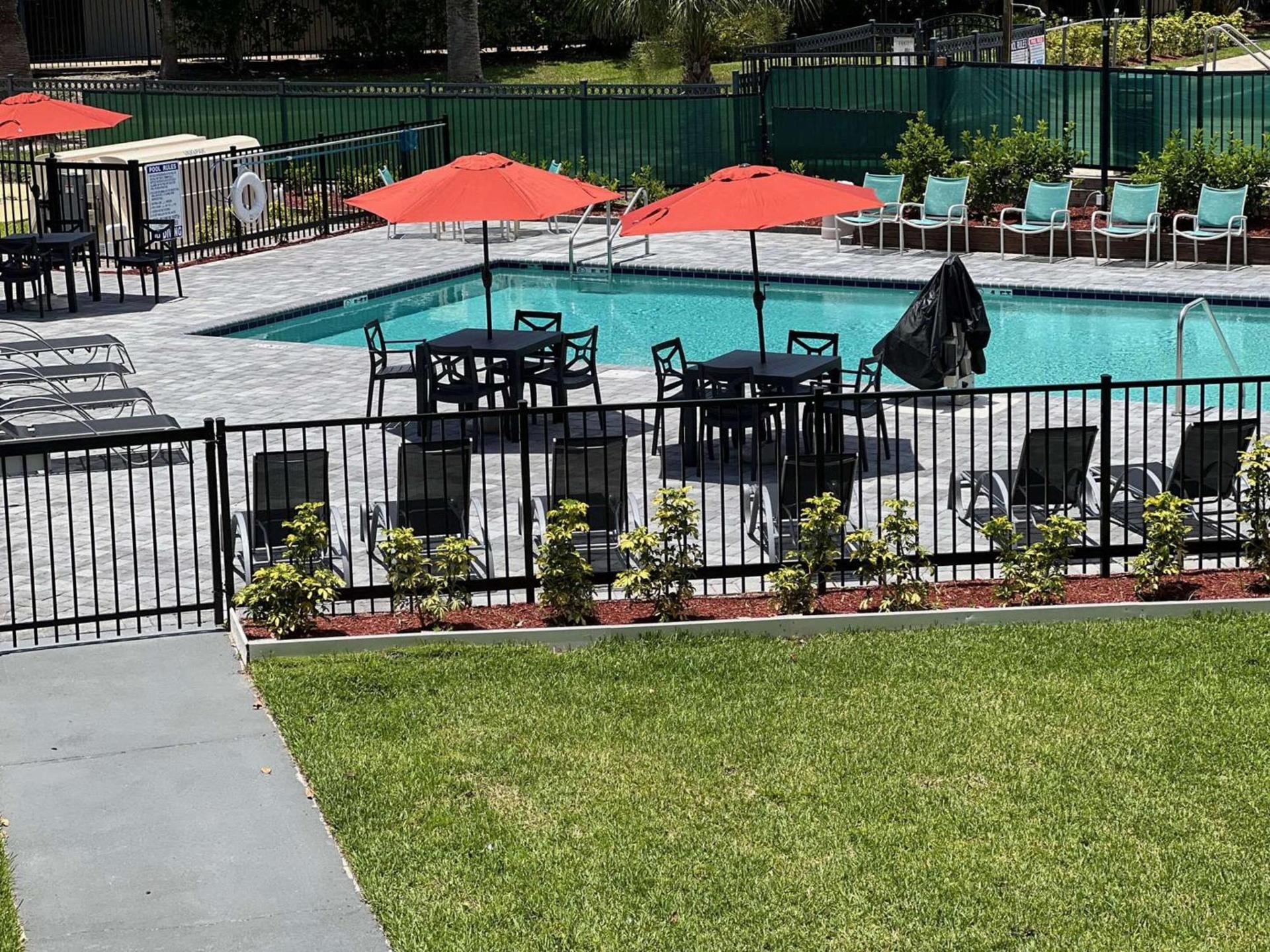 Clarion Inn Orlando International Drive - ICON Park photo 24