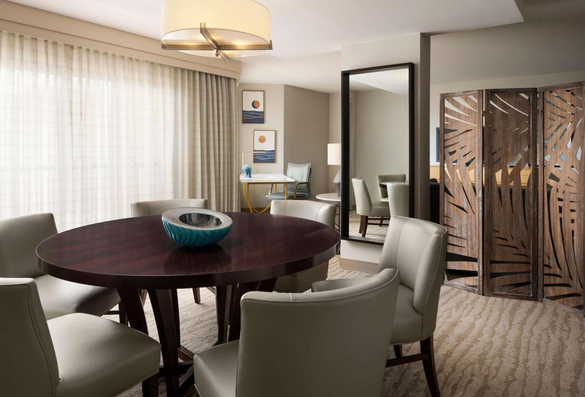Sonesta Redondo Beach and Marina photo 16