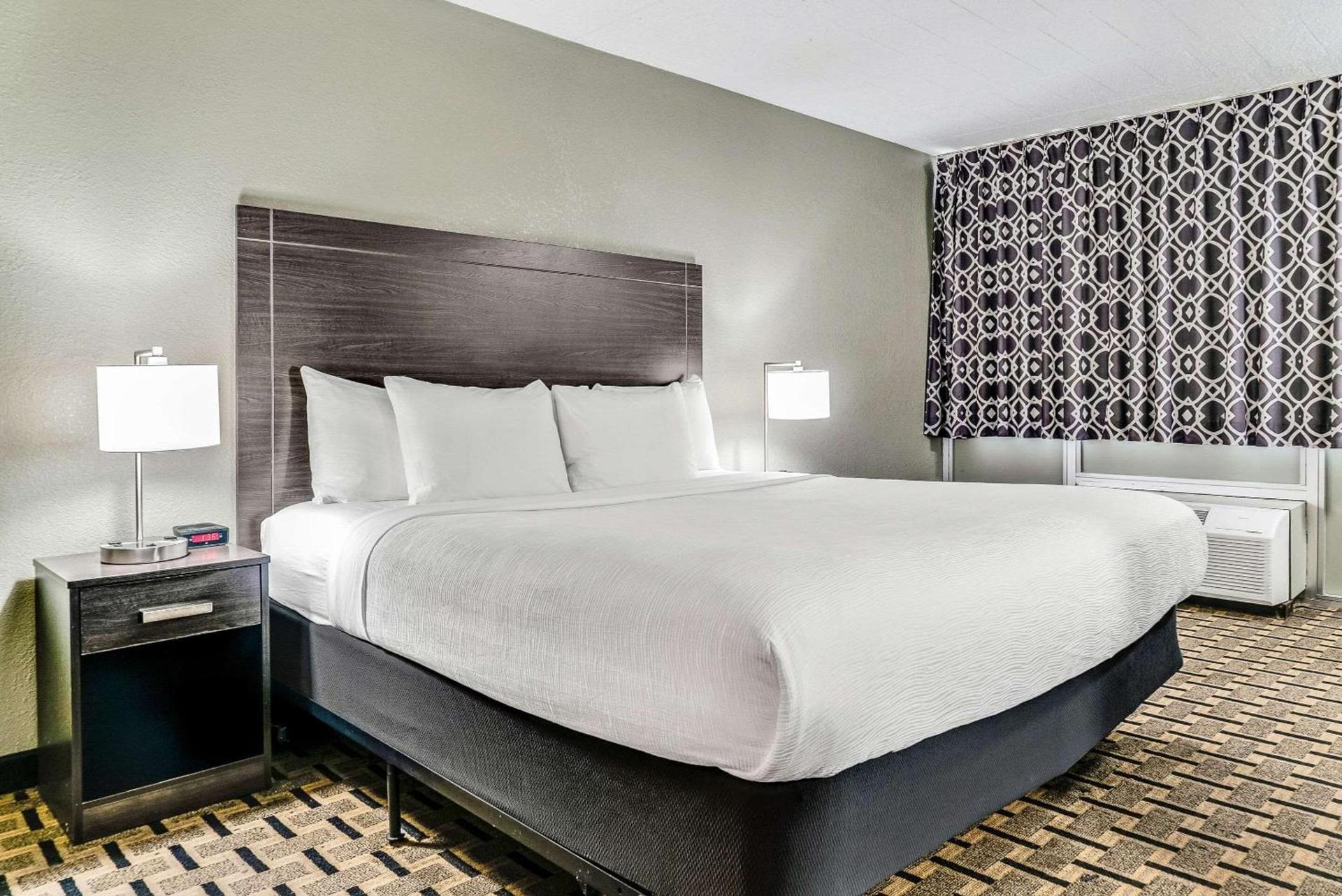 Quality Inn Detroit Downtown photo 14