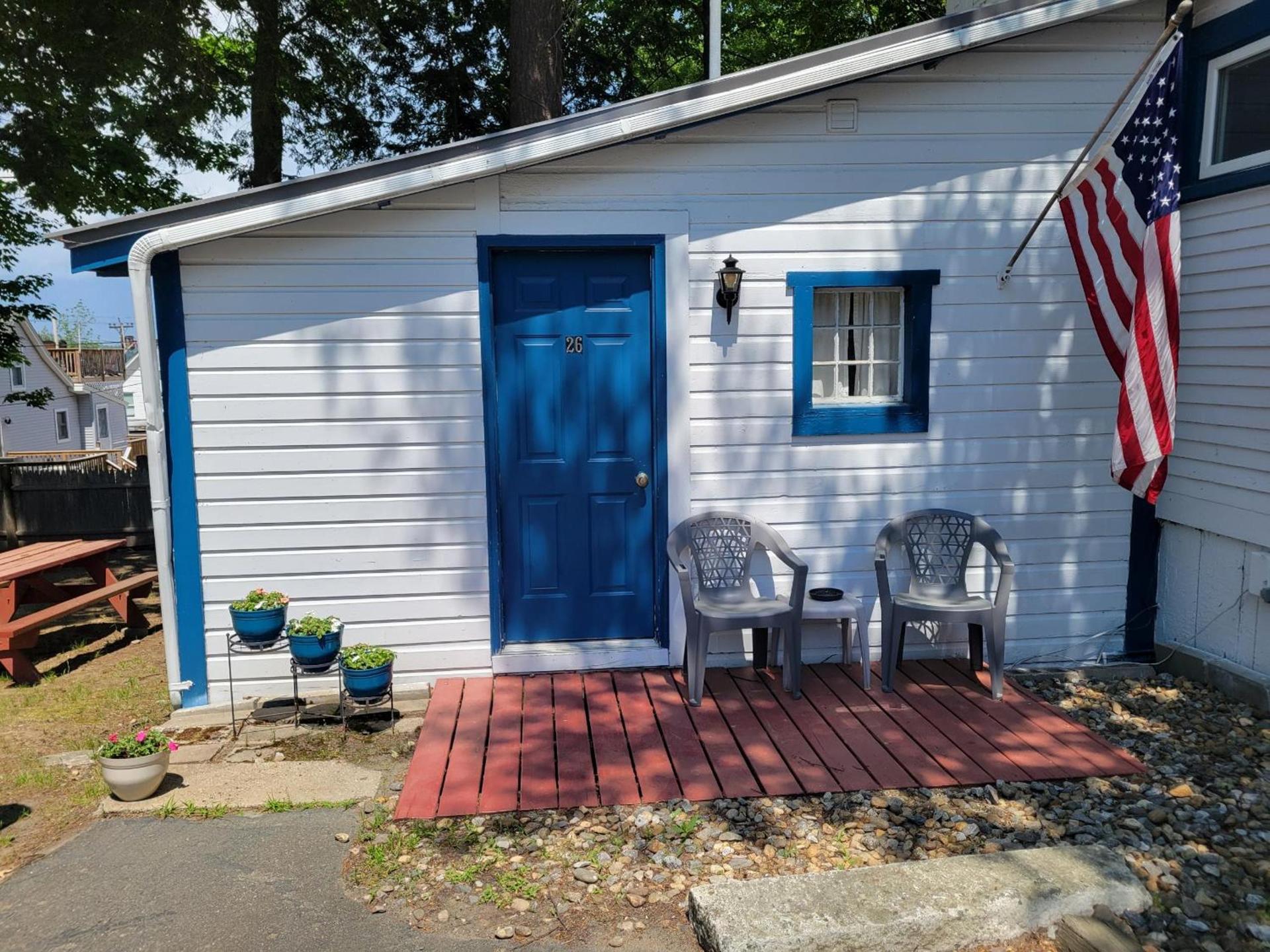 Weirs Beach Motel & Cottages photo 50