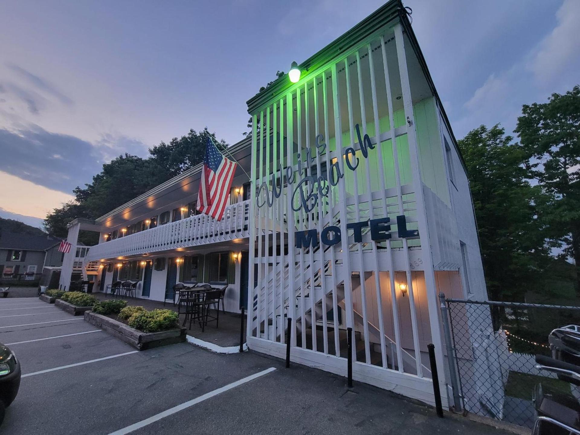 Weirs Beach Motel & Cottages photo 53