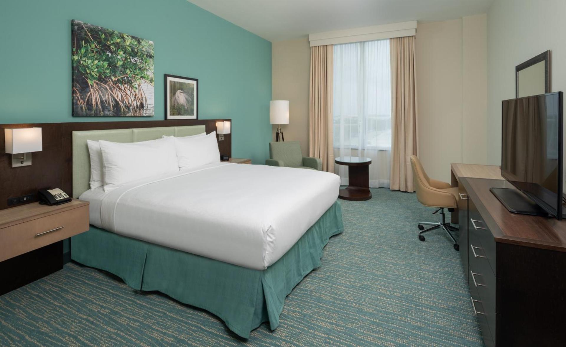 DoubleTree by Hilton Miami Doral photo 28