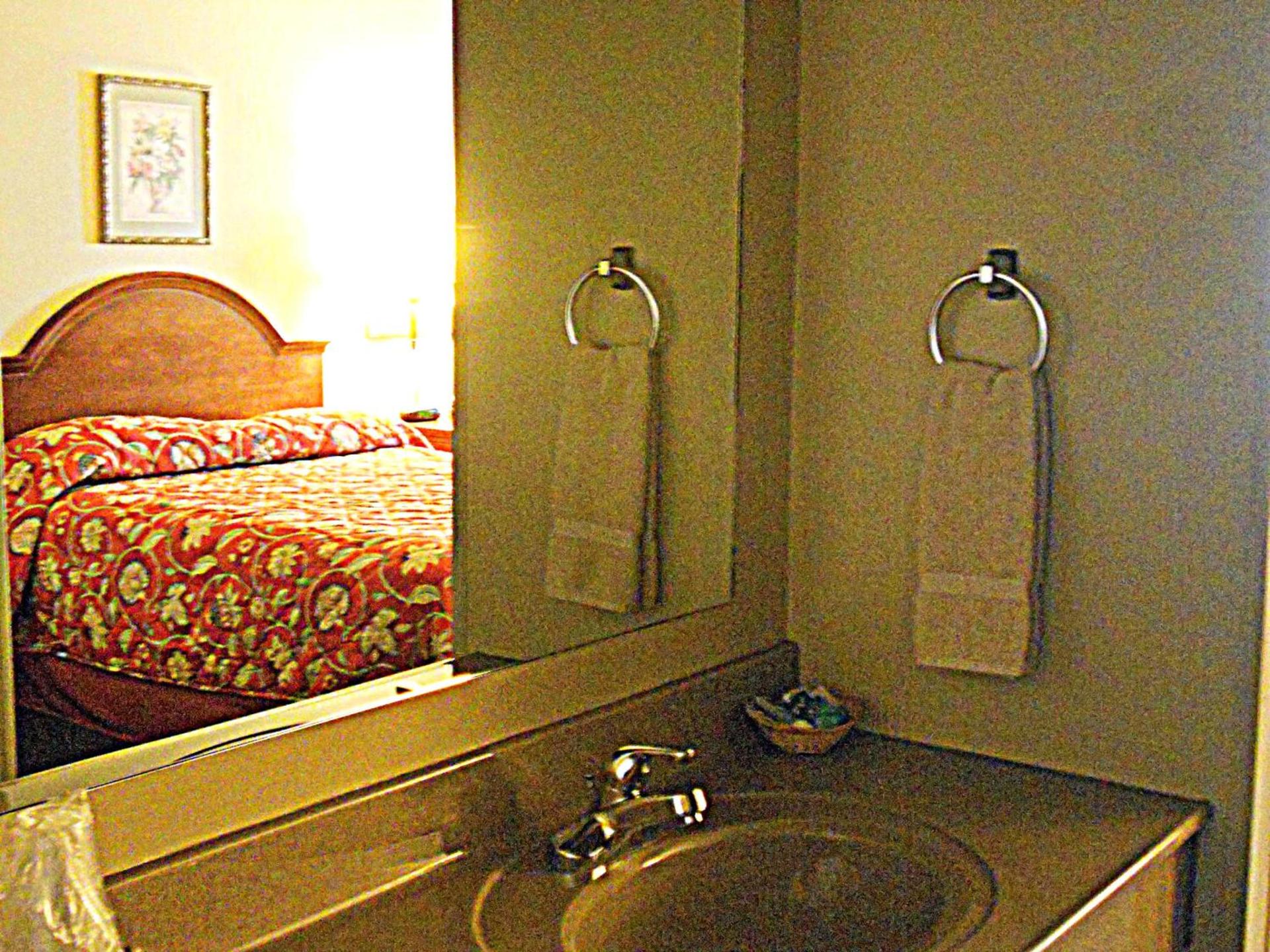 Sandhills Guest House Motel photo 6