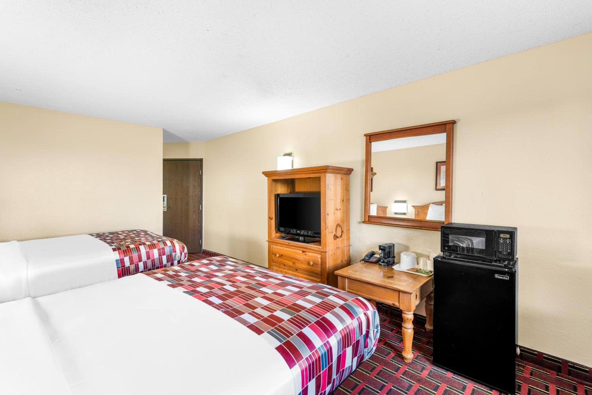 Americas Best Value Inn Decatur photo 12